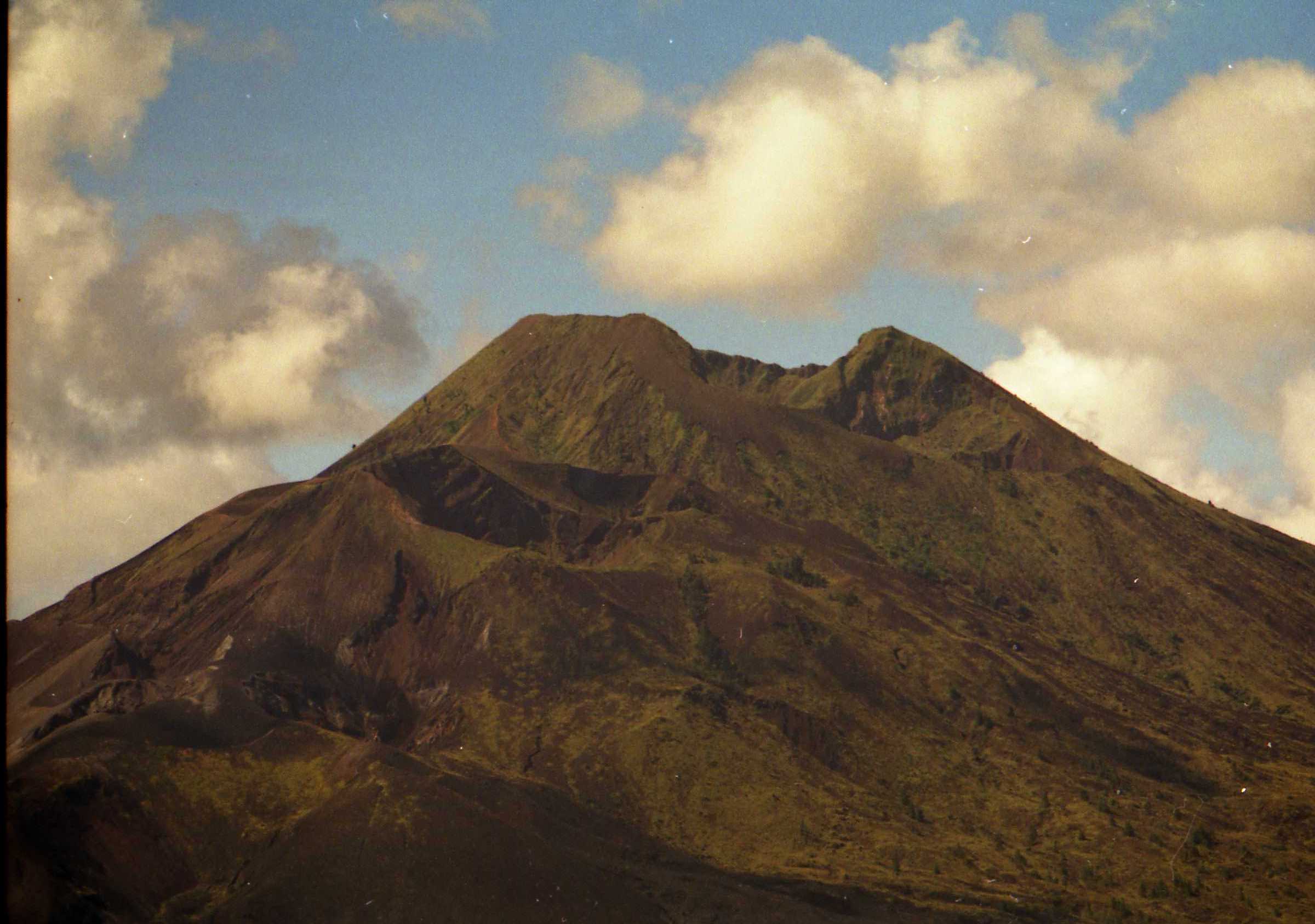 Monte Batur, por Héctor mibauldeblogs.com