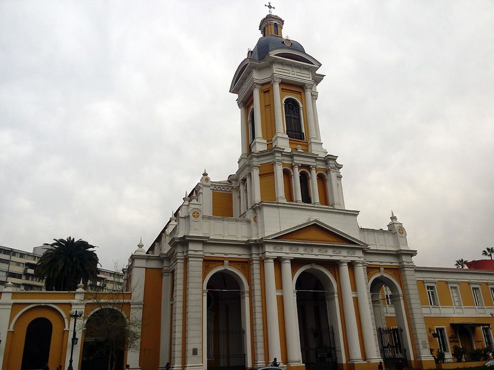 Iglesia Nuestra Señora de la Divina Providencia en Providencia: 4 opiniones  y 1 fotos