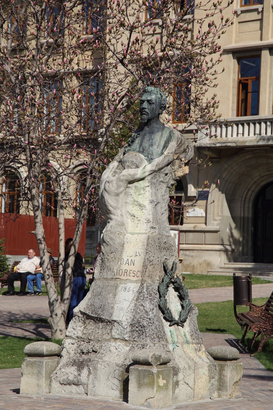 Estatua de Ioan Maiorescu, por ANADEL