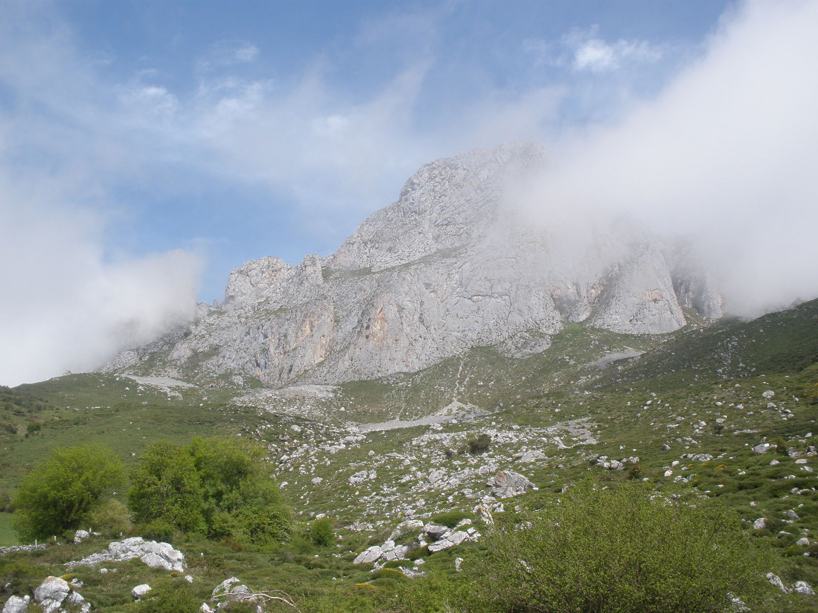 Pico de Paña, por mmozamiz