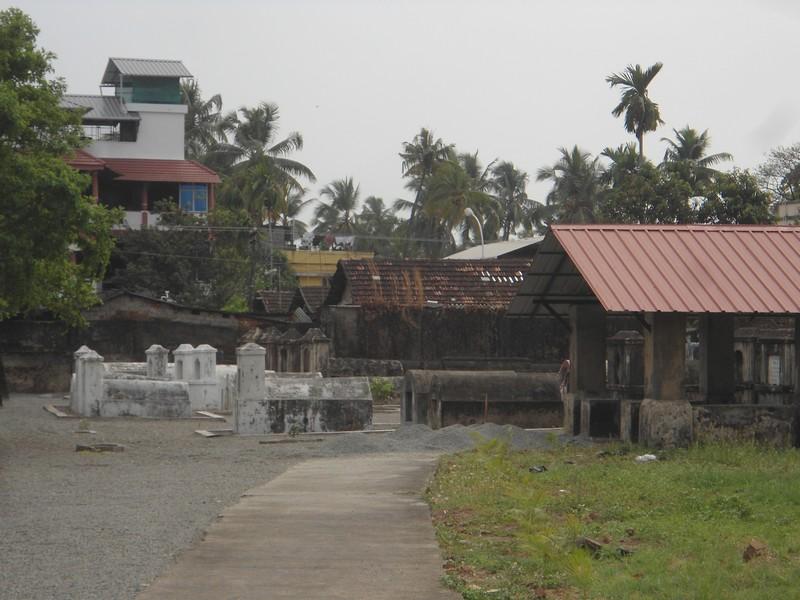 Cementerio judio de Cochin, por Marie & Matt