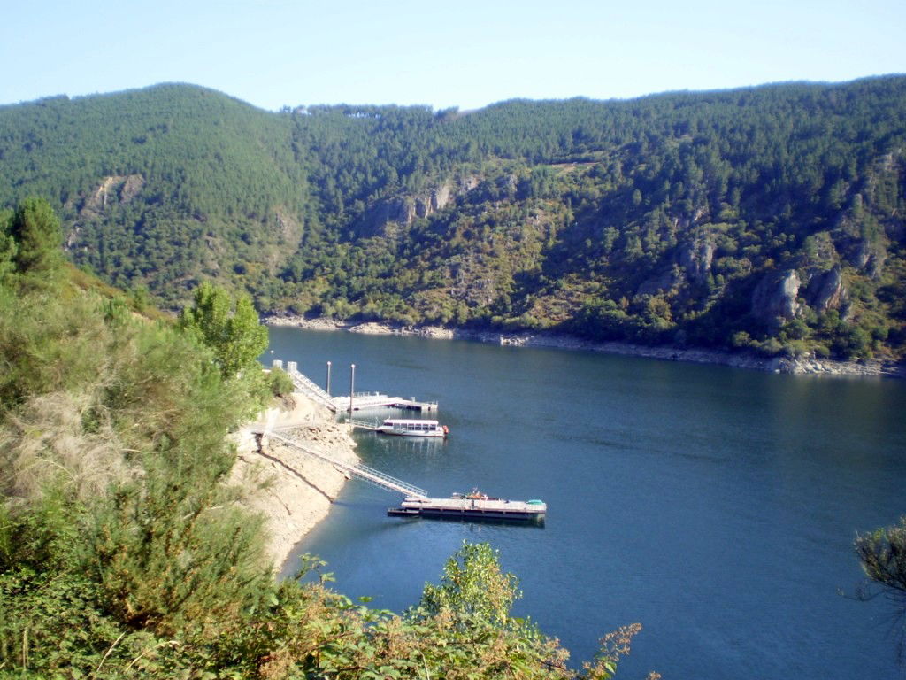 Embarcadero de Santo Estevo, por Lala