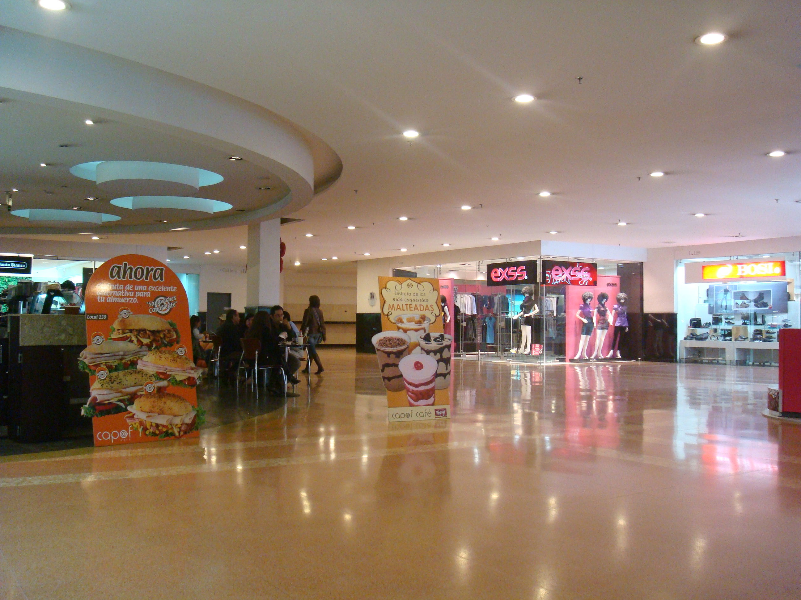 Centro Comercial San Martín, por berenicee