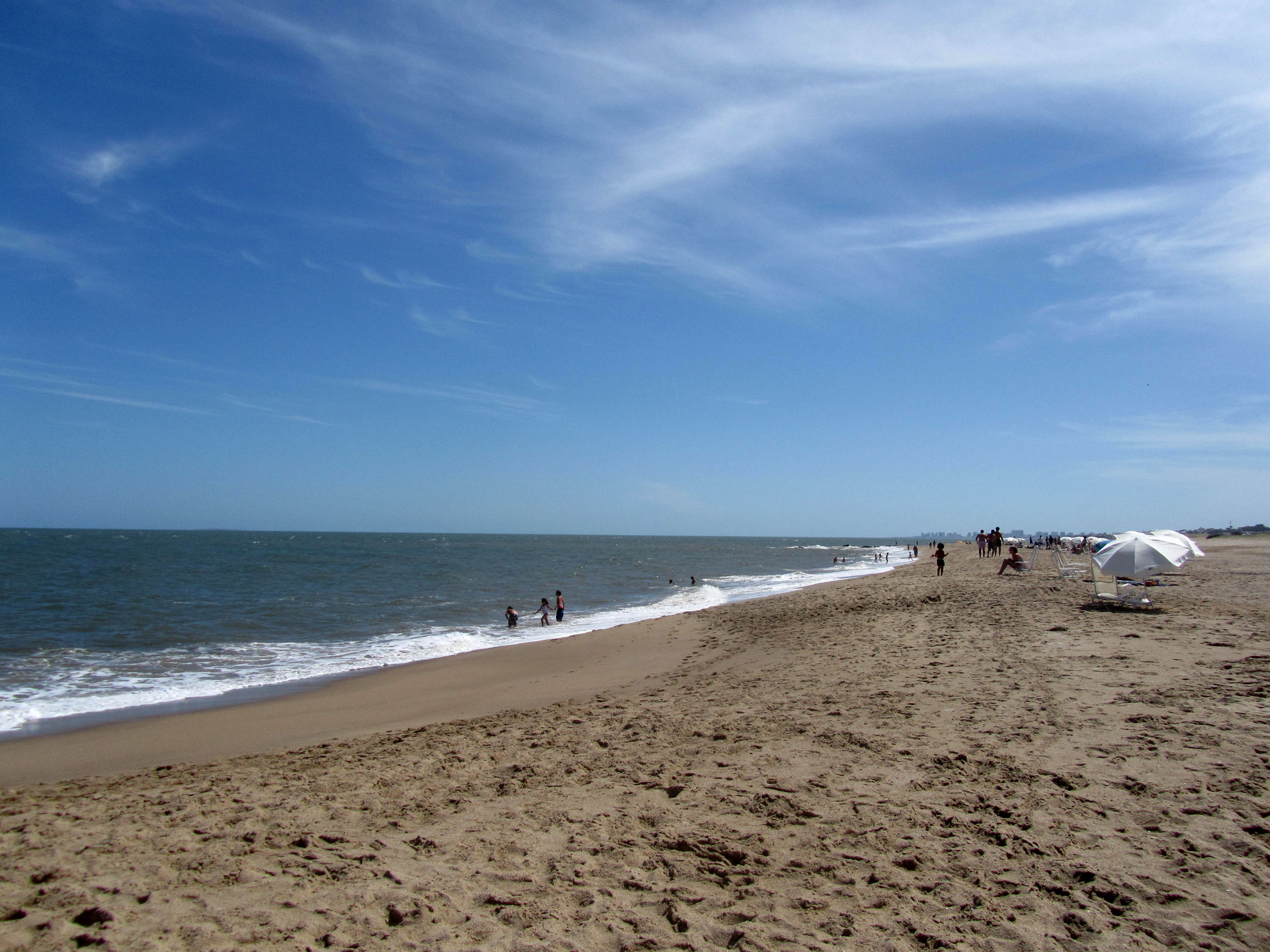 Playa Manantiales, por Marta Pilar