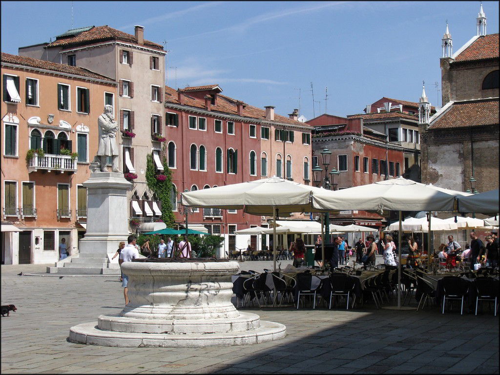 Campo San Stefano, por Viagens Lacoste
