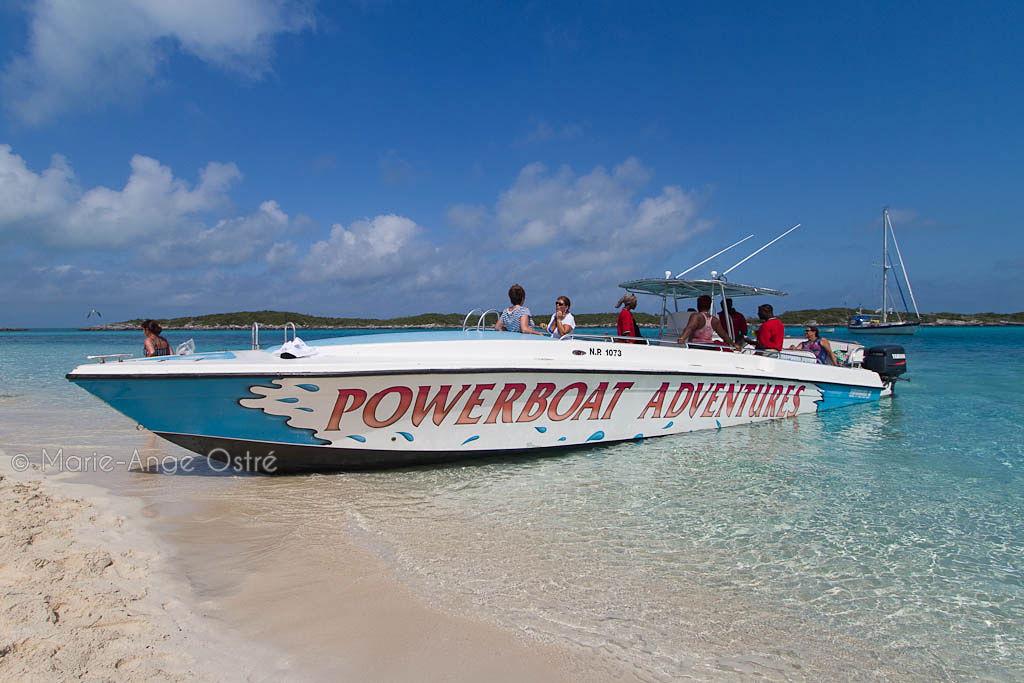 Powerboat Adventures, por Marie-Ange Ostré