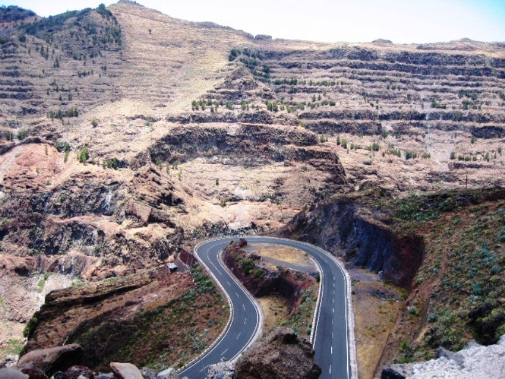 Carreteras gomeras, por lucrecia bertrand