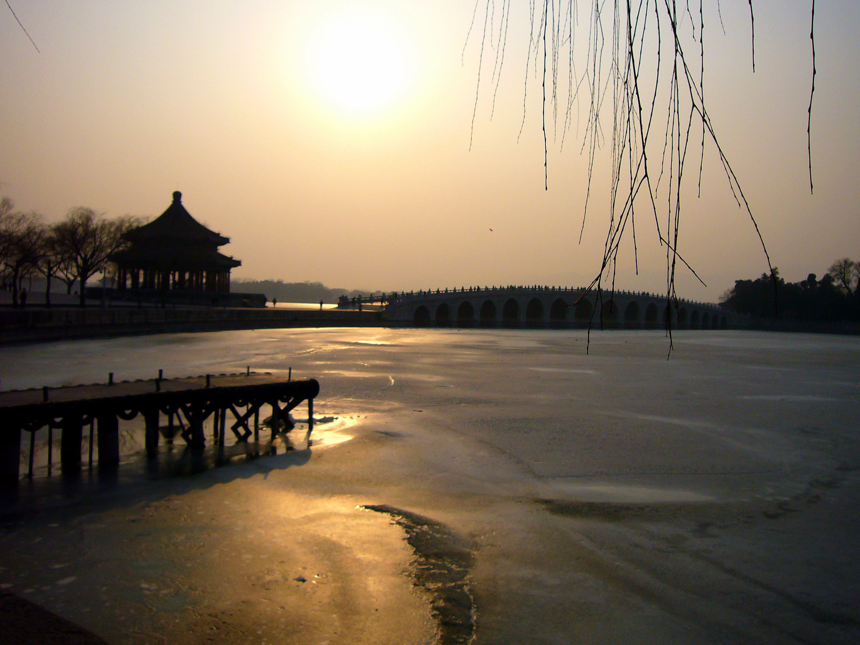 Lago Kunming, por Rodrigo Nieto
