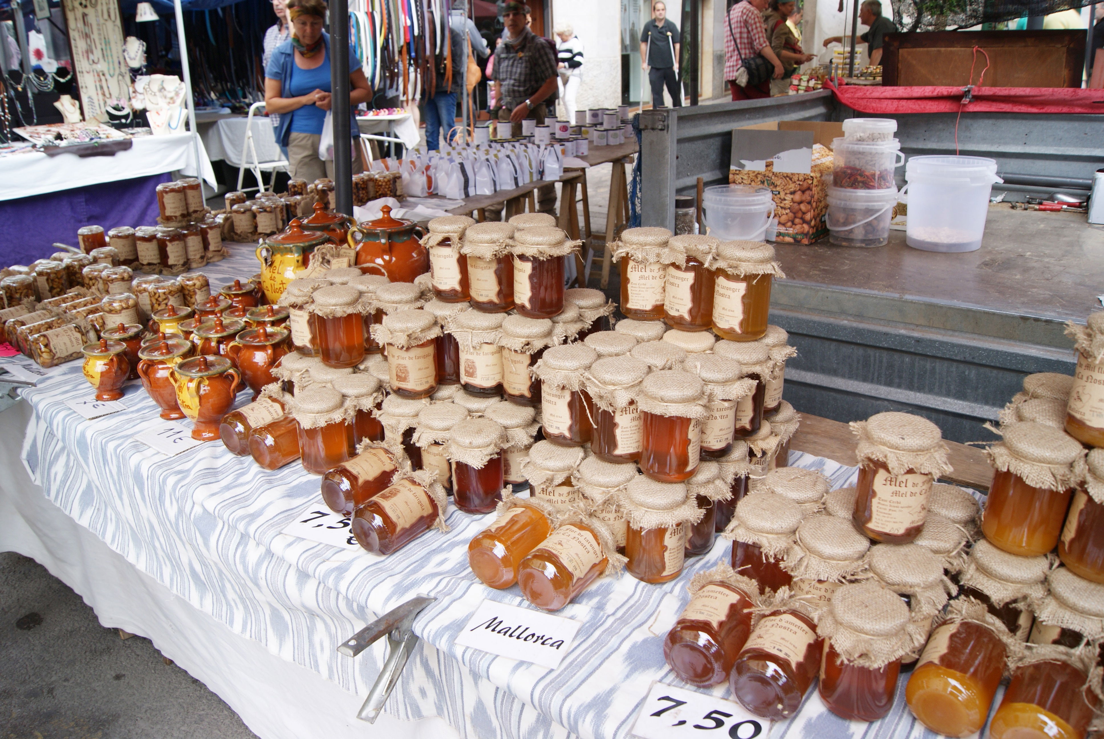 Mercados en Mallorca, una experiencia vibrante de compras y sabores