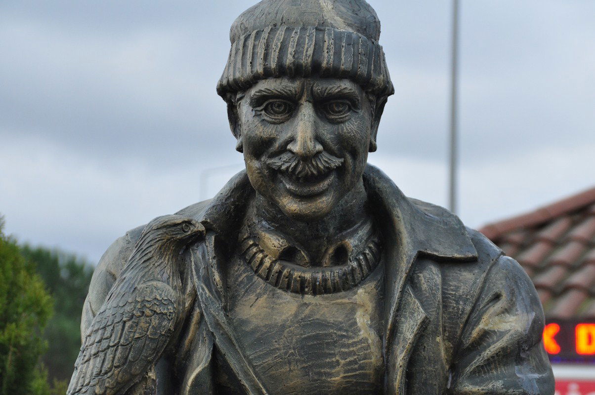 Estatua del halconero, por Antoine D'Audigier