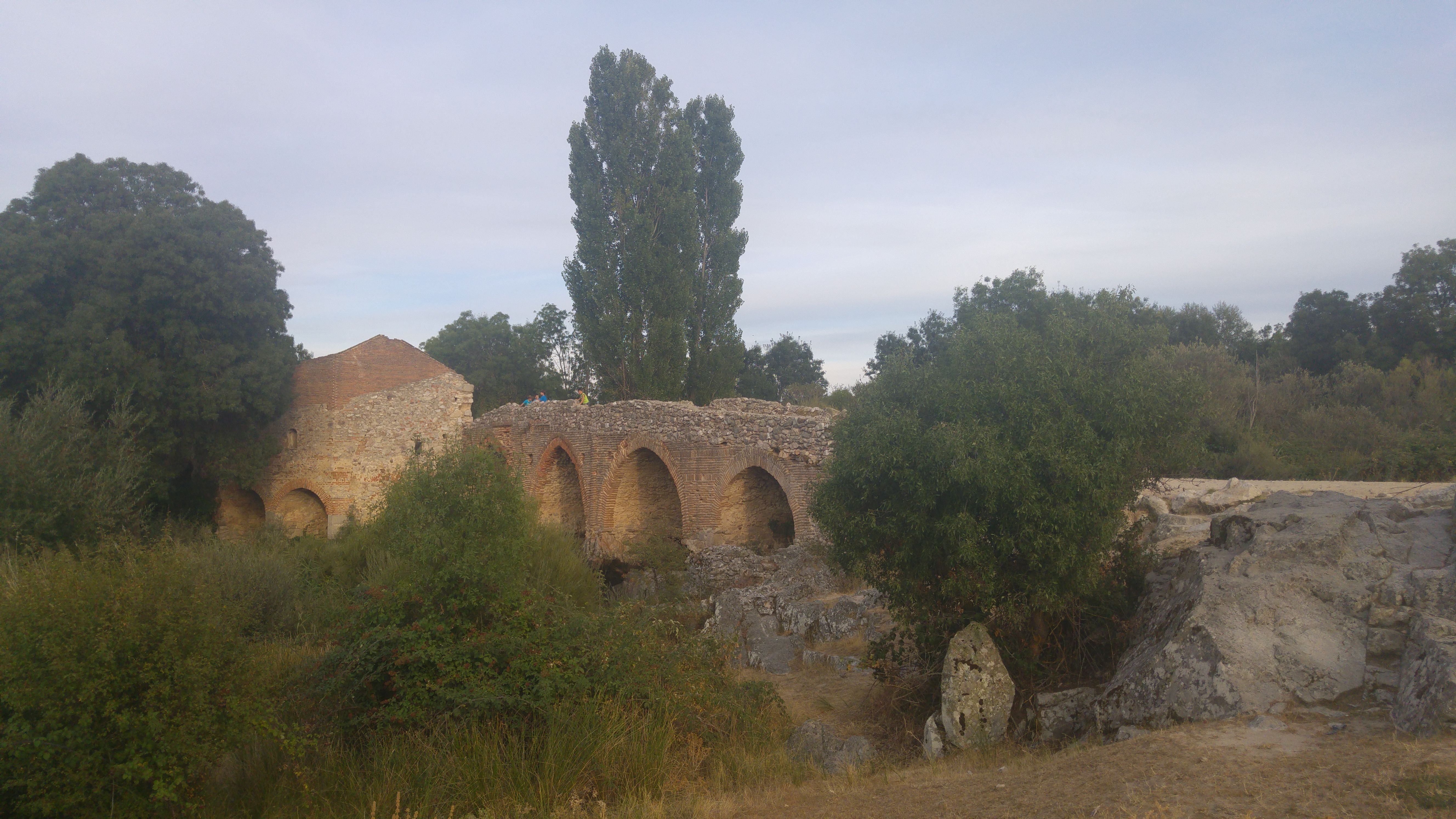 Molino de la Irvienza y puente del Naranjo, por Oscar Muela Izcara