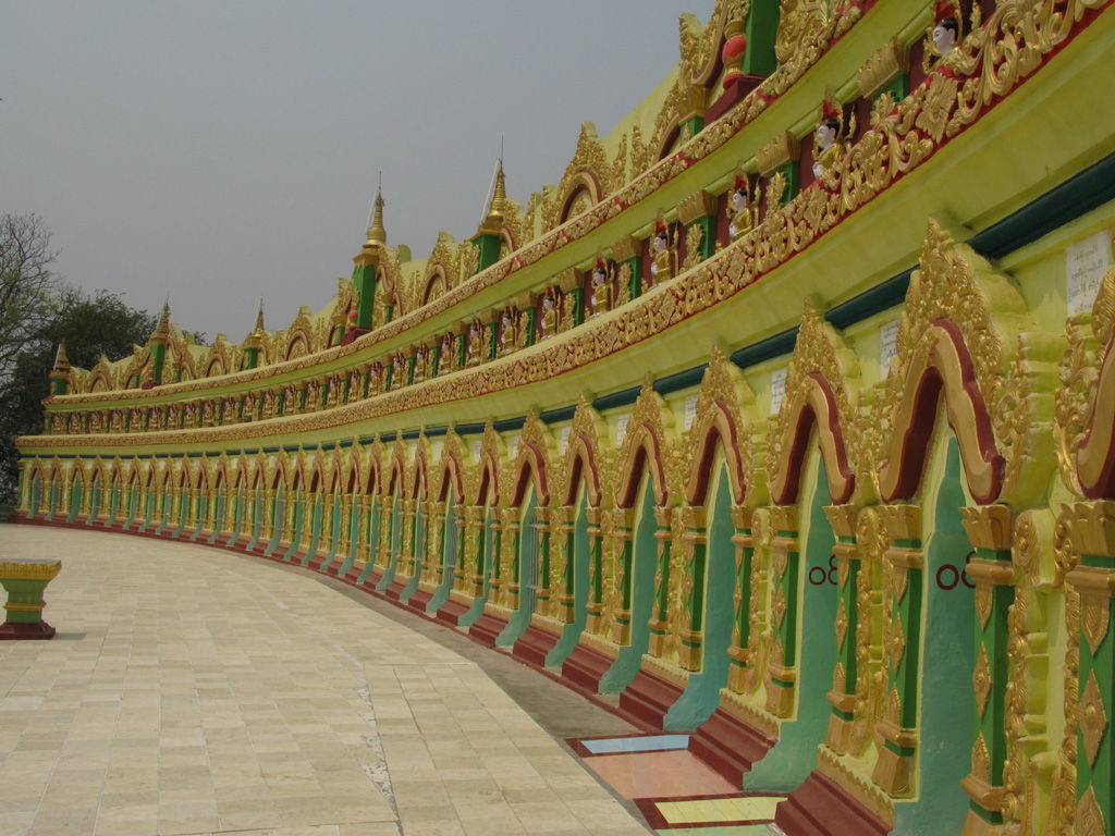 Umin Thounzeh (Sagaing Hill), por Jambo Mondo