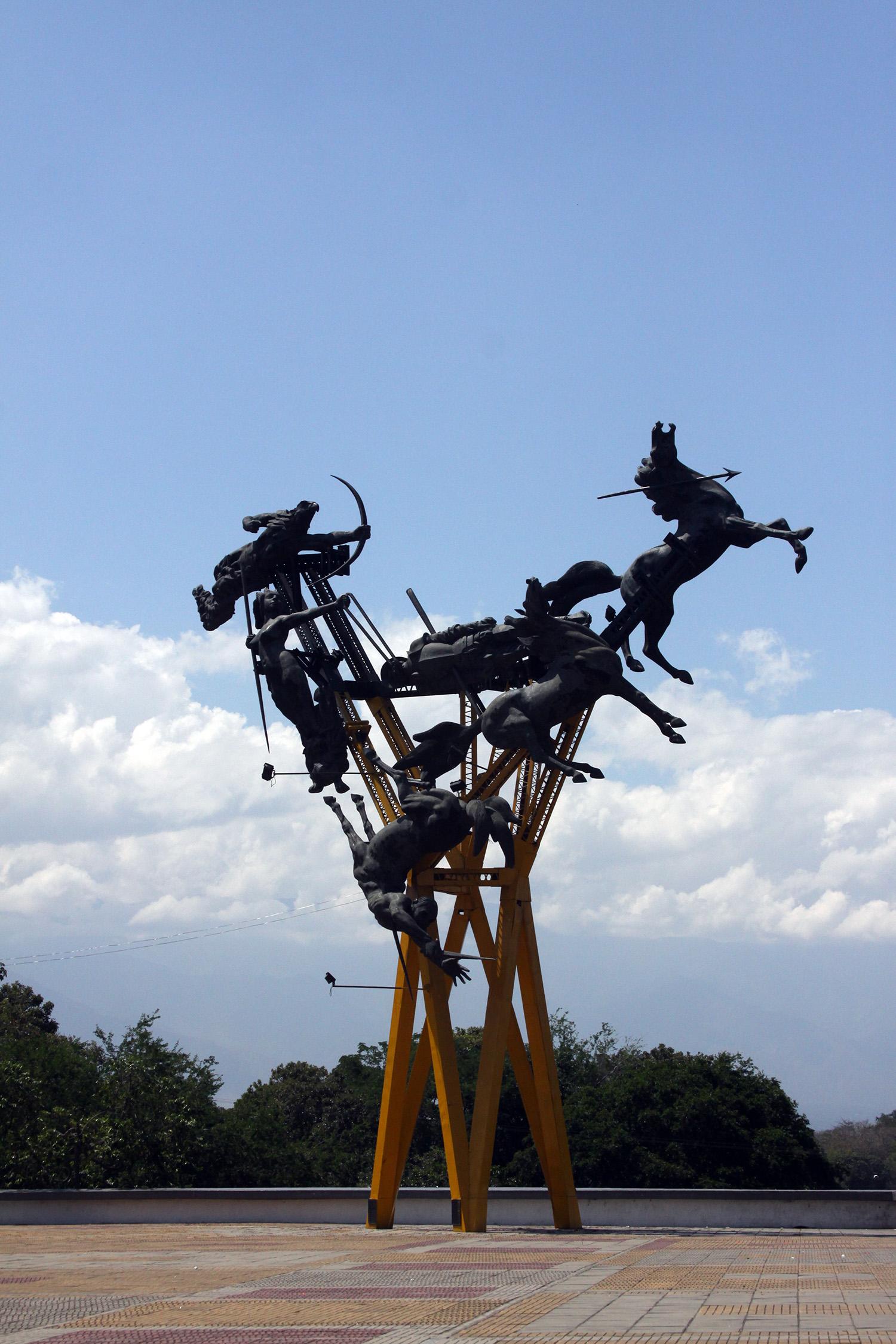 Monumento La Gaitana, por Tribi Lin