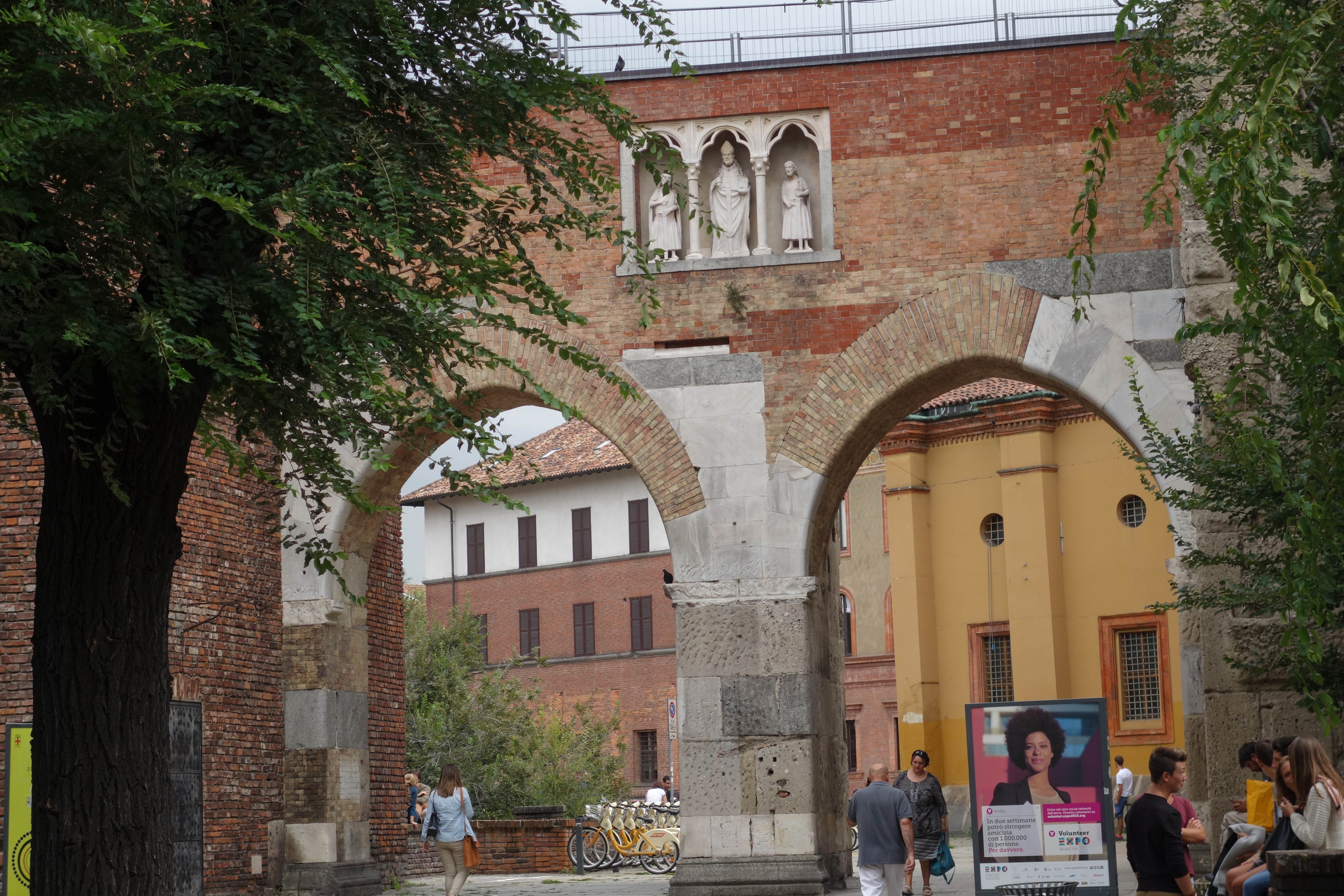 Puerta de San Ambrosio, por Diana Patricia Montemayor Flores