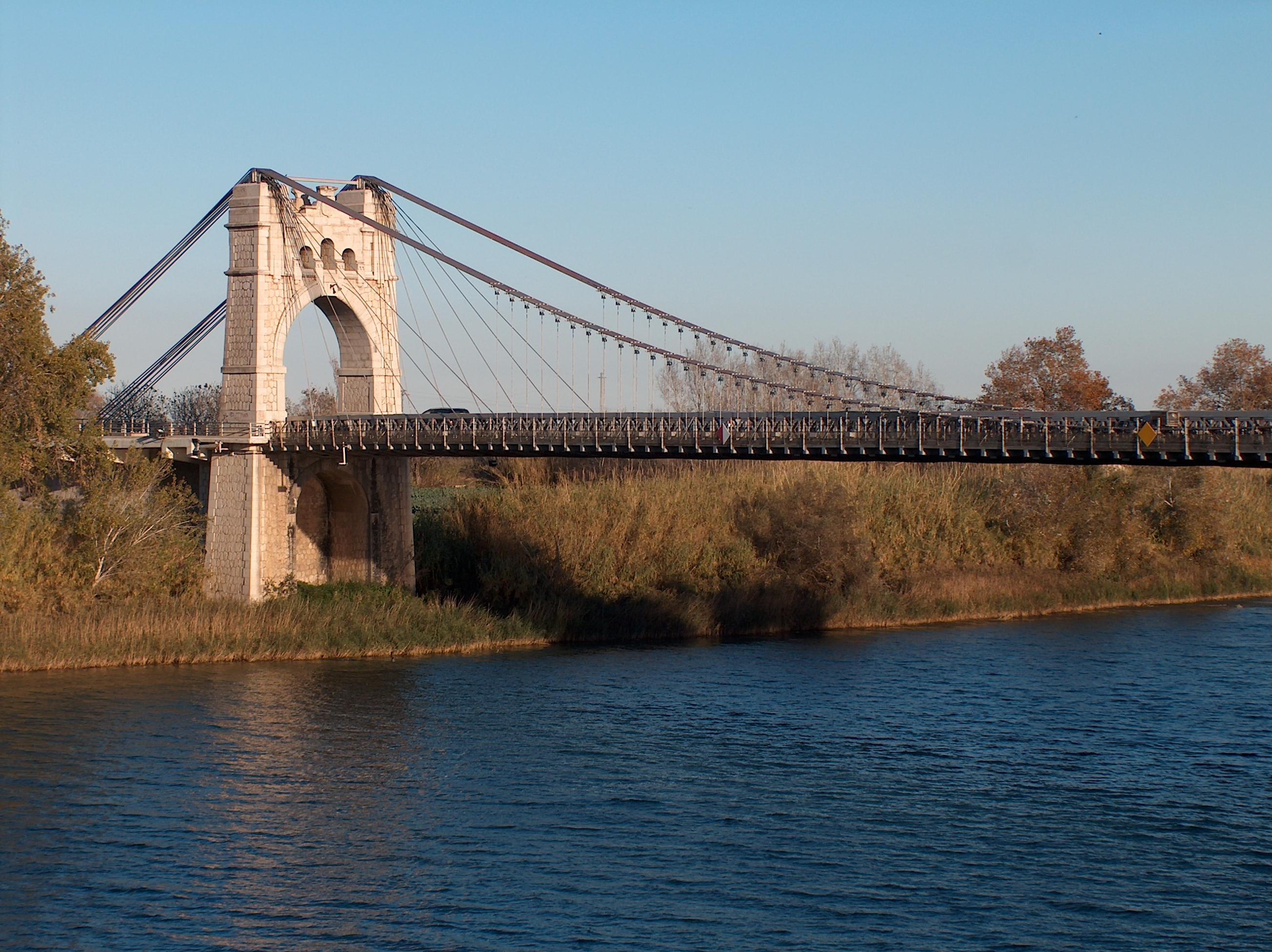 Pont Penjant, por Miquel sancho