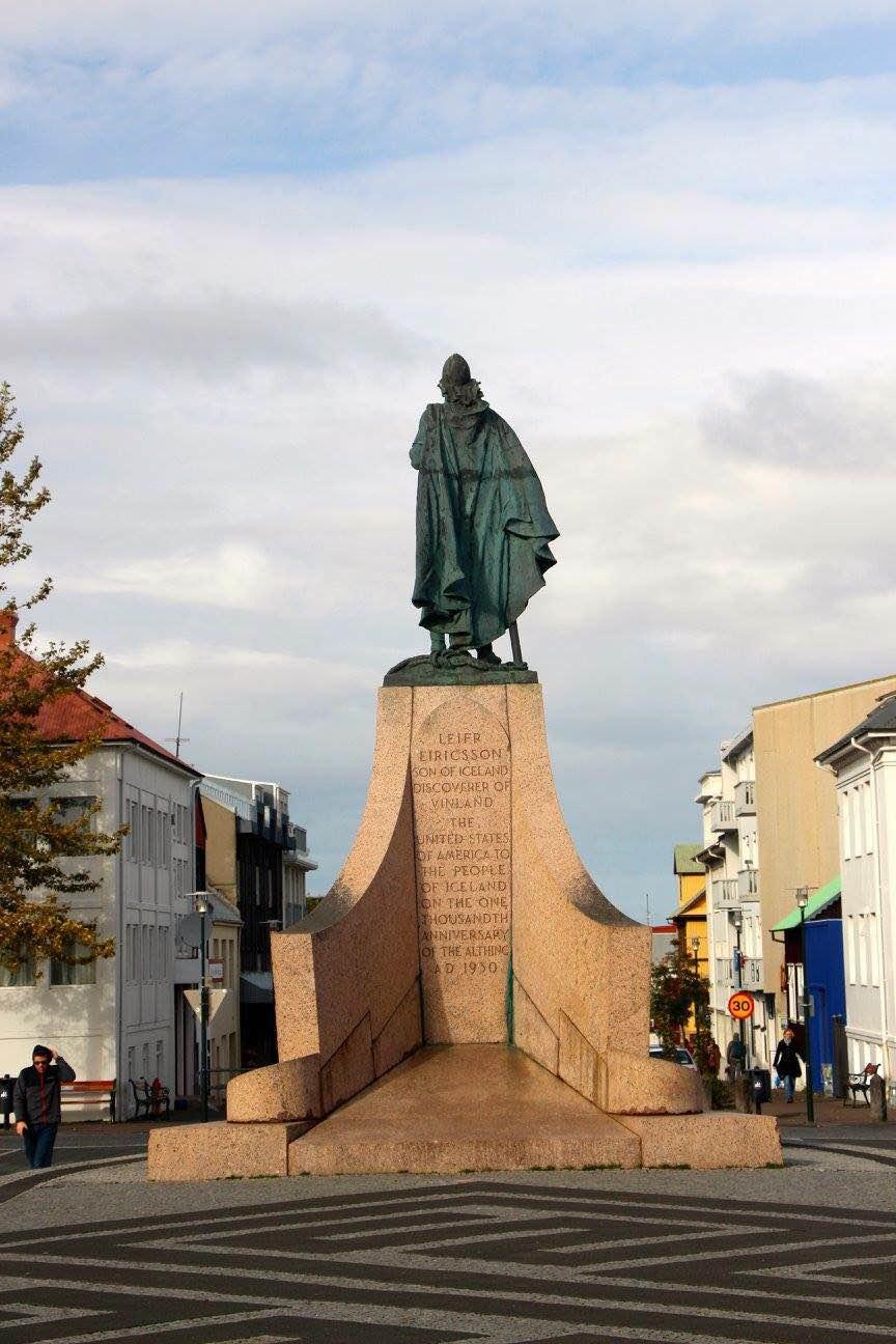 Estatua de Leif Erikson, por Diana Patricia Montemayor Flores