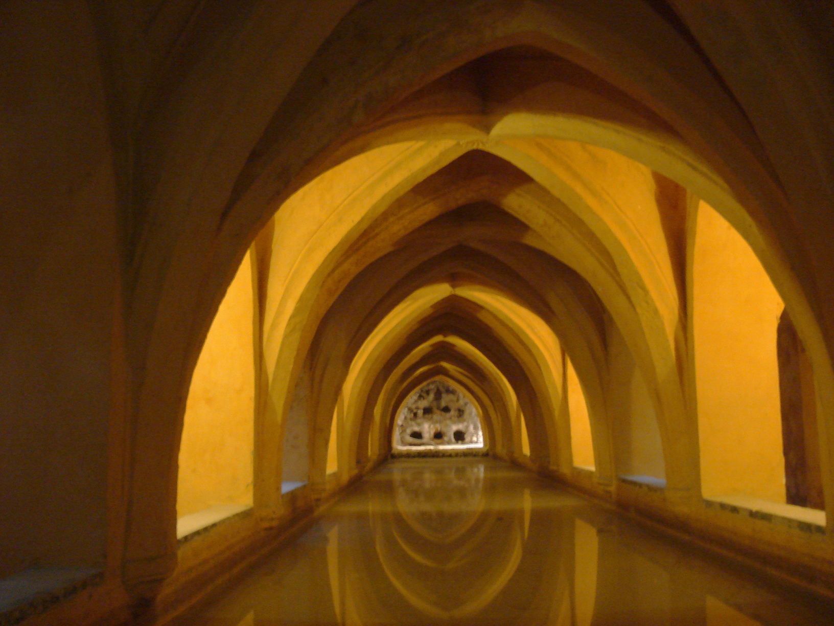 Baños árabes del Alcazar de Córdoba, por Marta Pilar