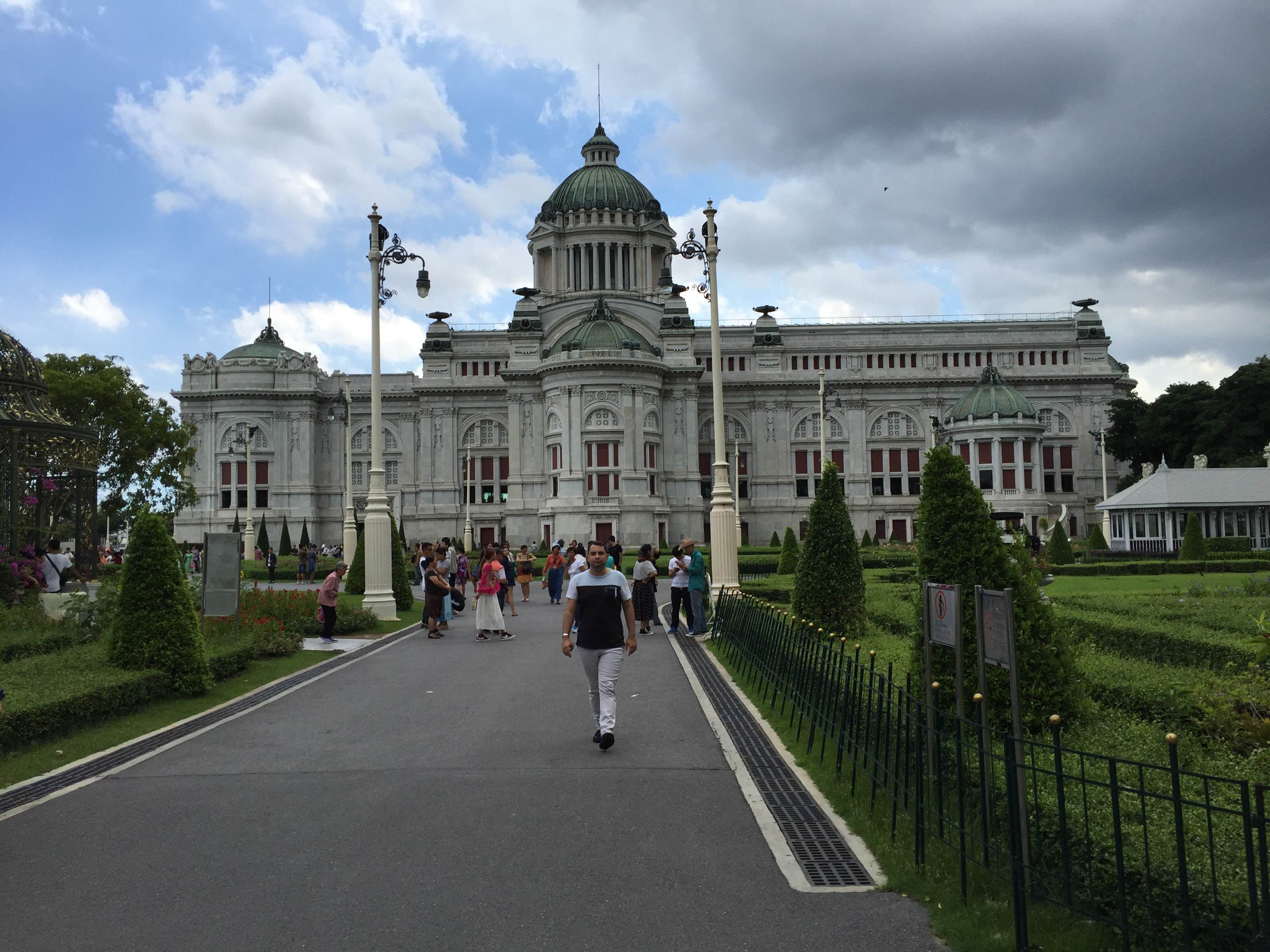 Trone Hall Ananda Samakhom, por Felino plaza 