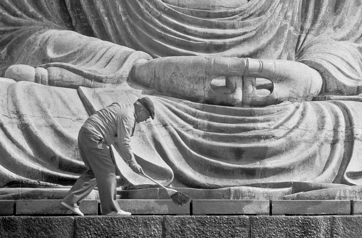 Daibutsu, por Kim Andrew Schmidt