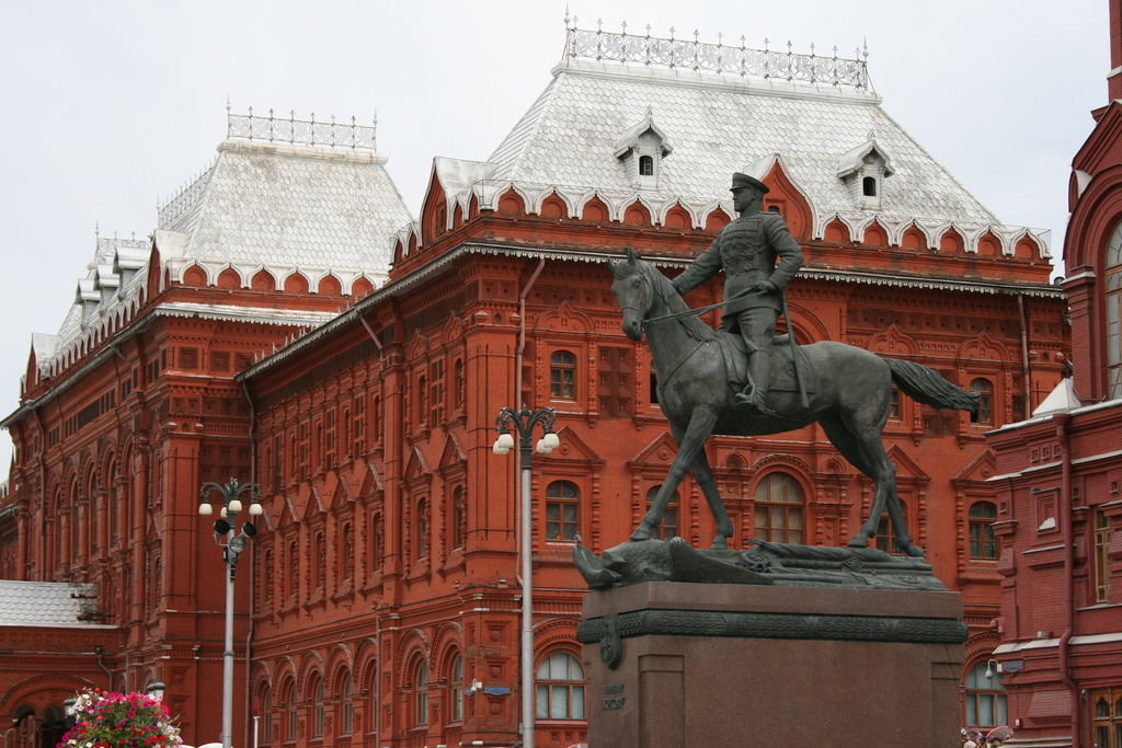 Estatua de Zhukov, por ...