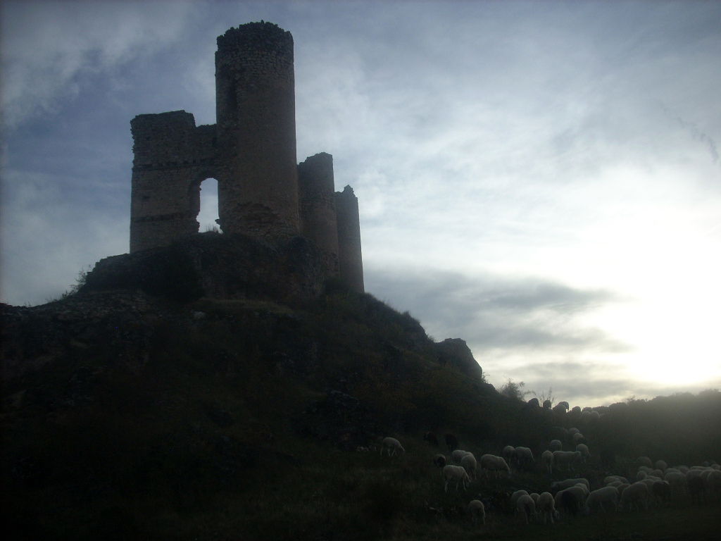 Ruinas del Castillo de Pelegrina, por Guillermo García