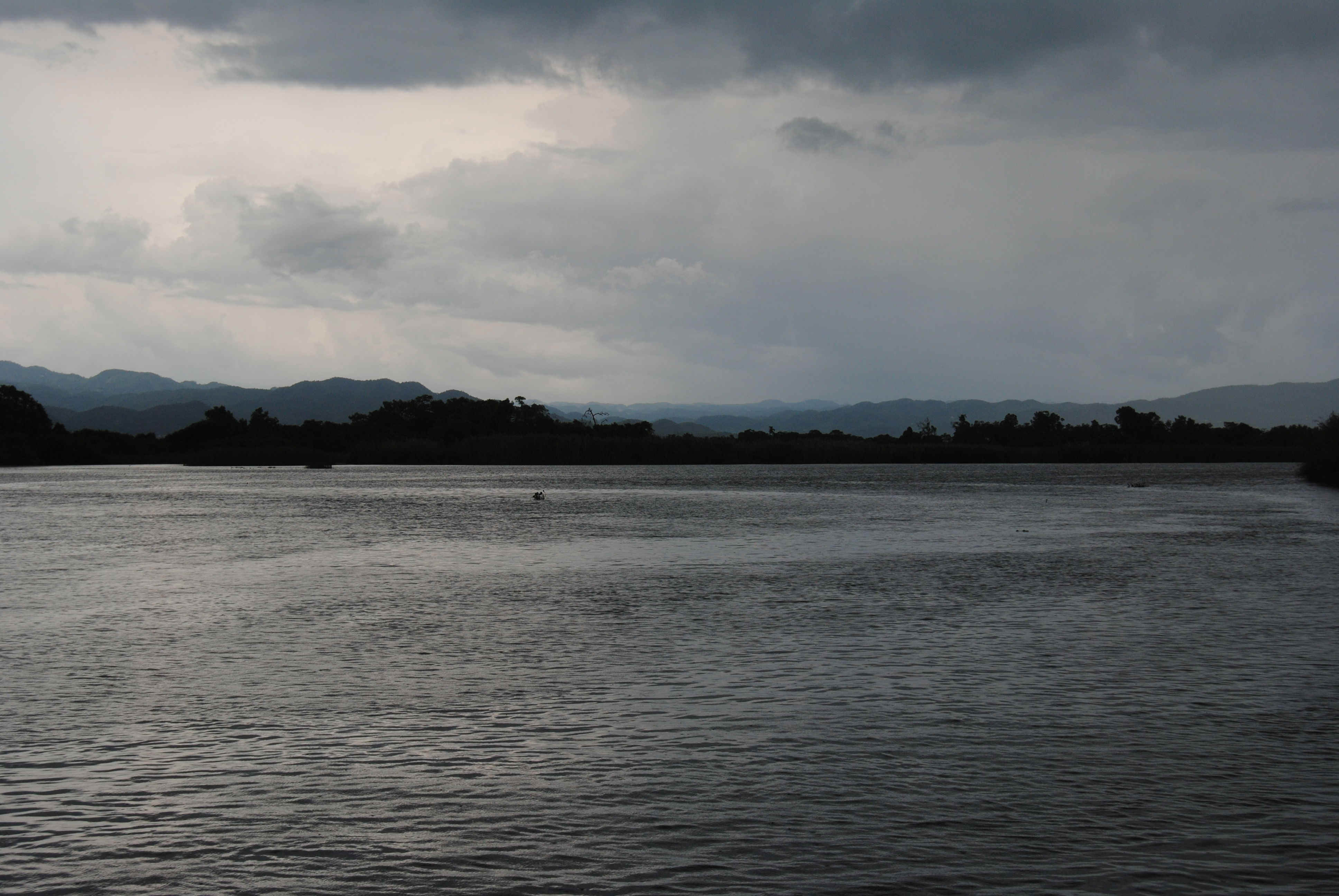 Ríos en Jamaica: descubre la magia de sus corrientes naturales