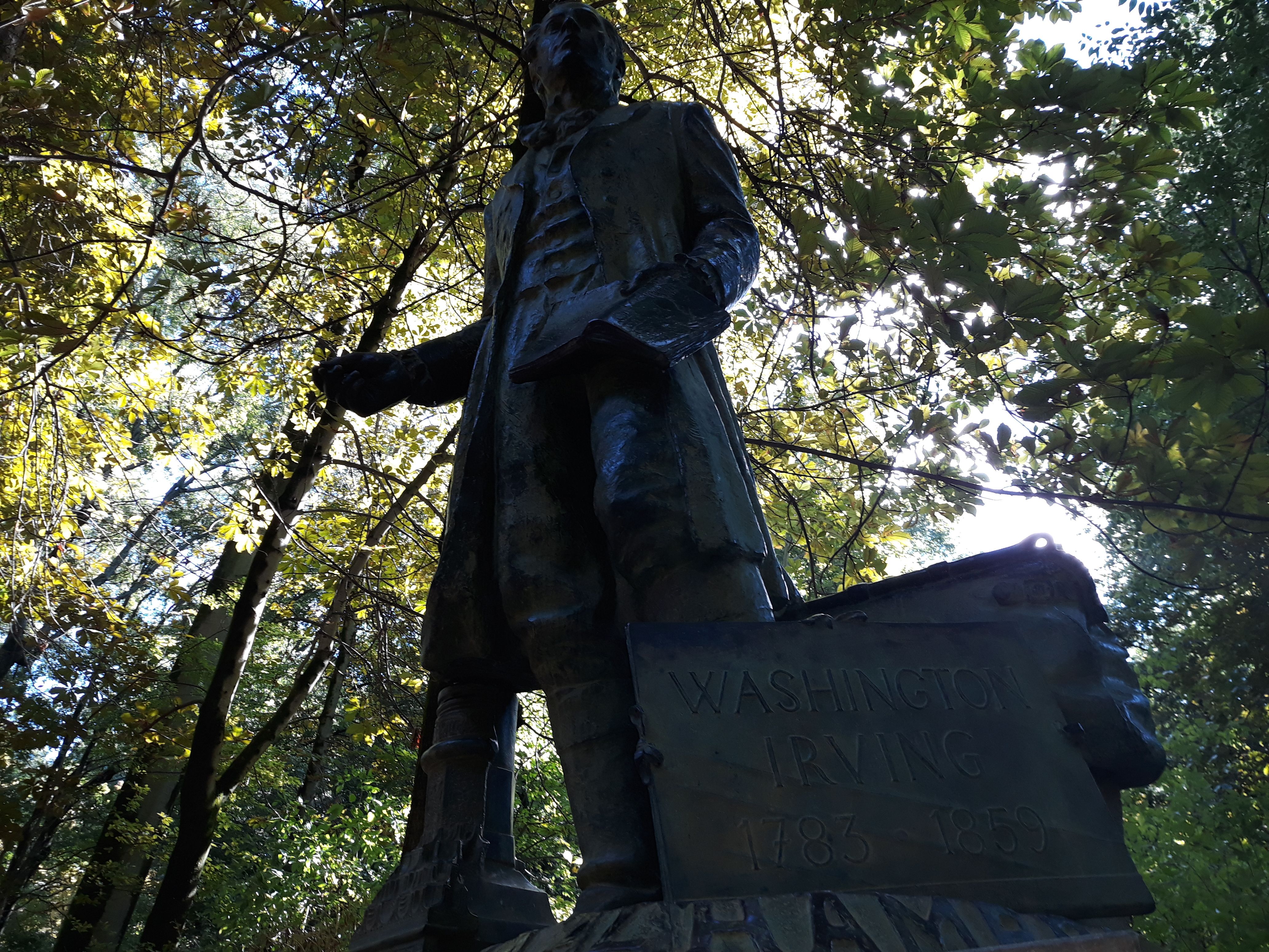 Estatuas en Loja que cuentan historias y enriquecen el paisaje urbano