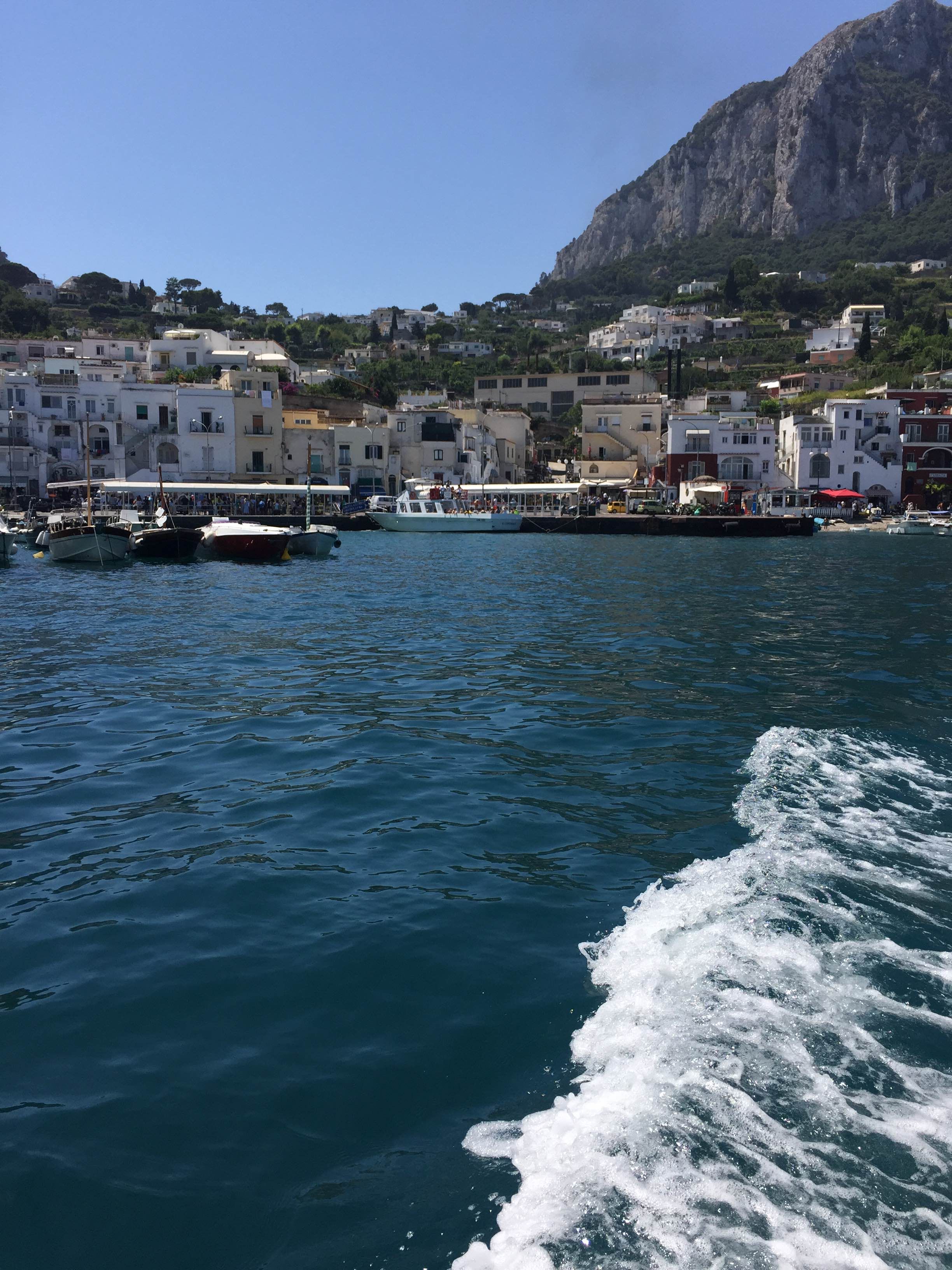 Paseo en lancha por Capri, por masia giuseppe