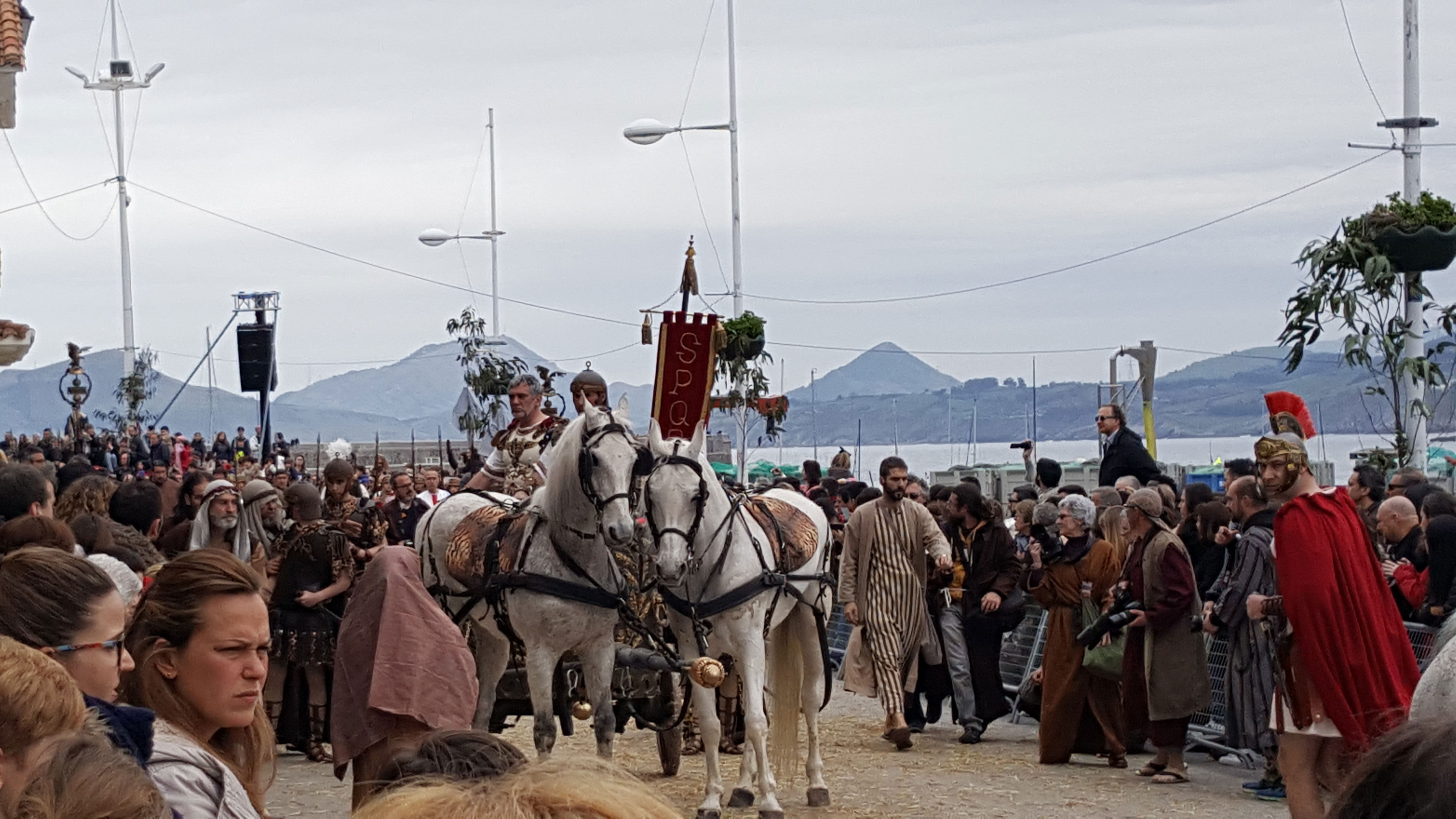 Puebla Vieja de Castro Urdiales, por Martin Olariaga
