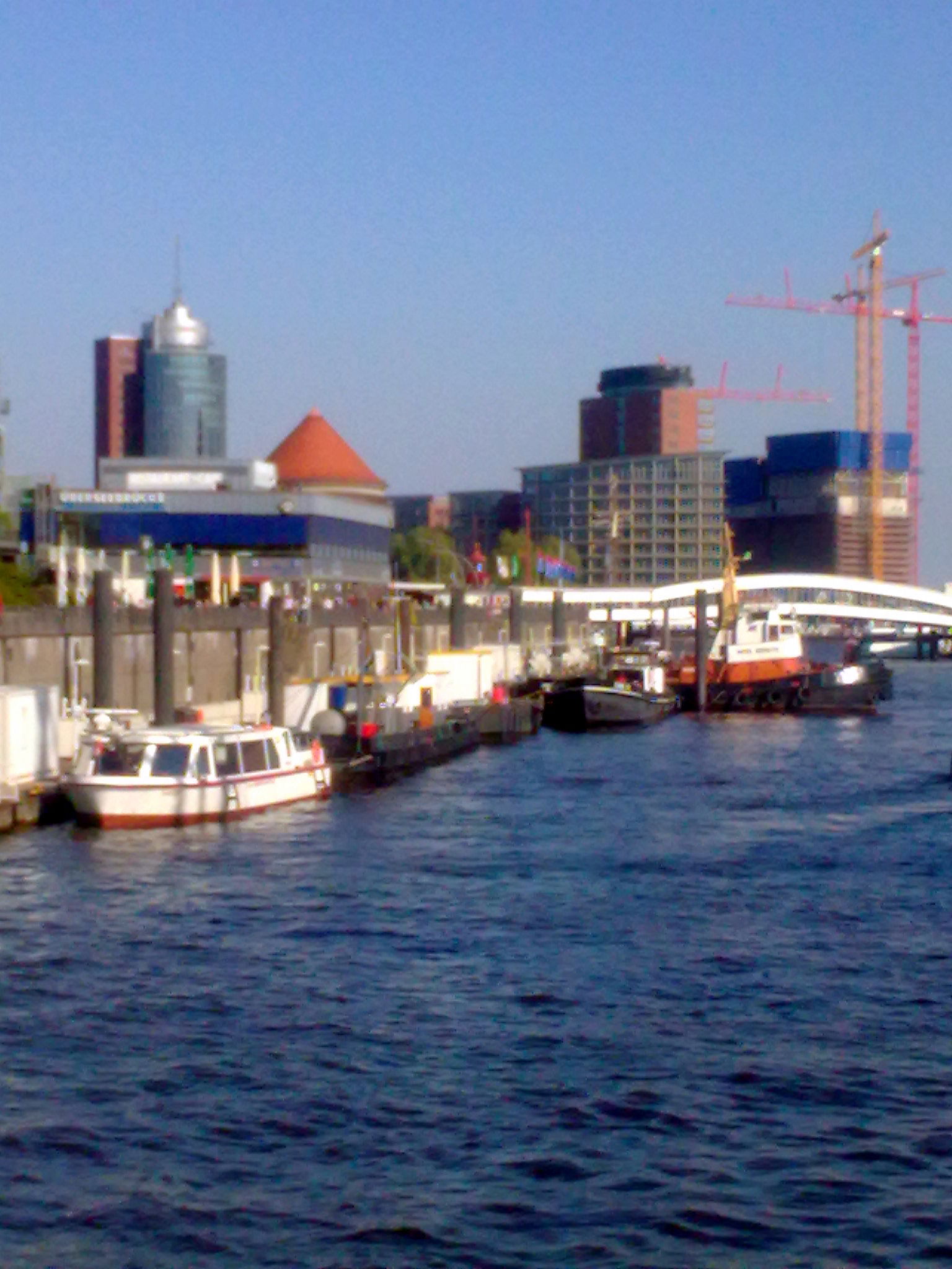 Crucero por los canales de Hamburgo, por Lala