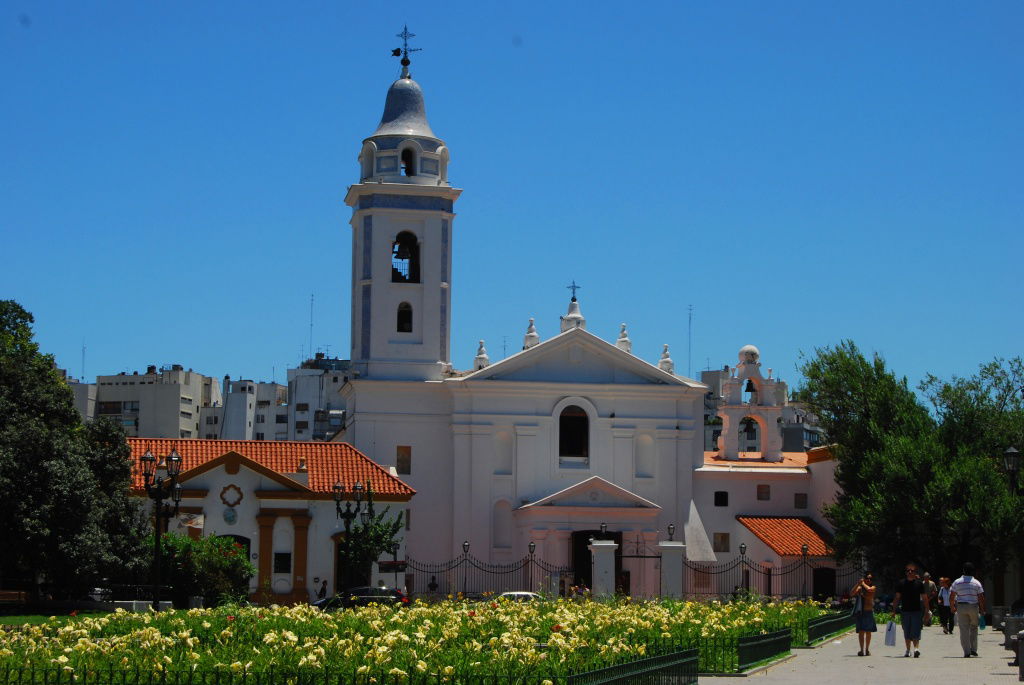 Iglesia del Pilar (barrio de La Recoleta), por SerViajera