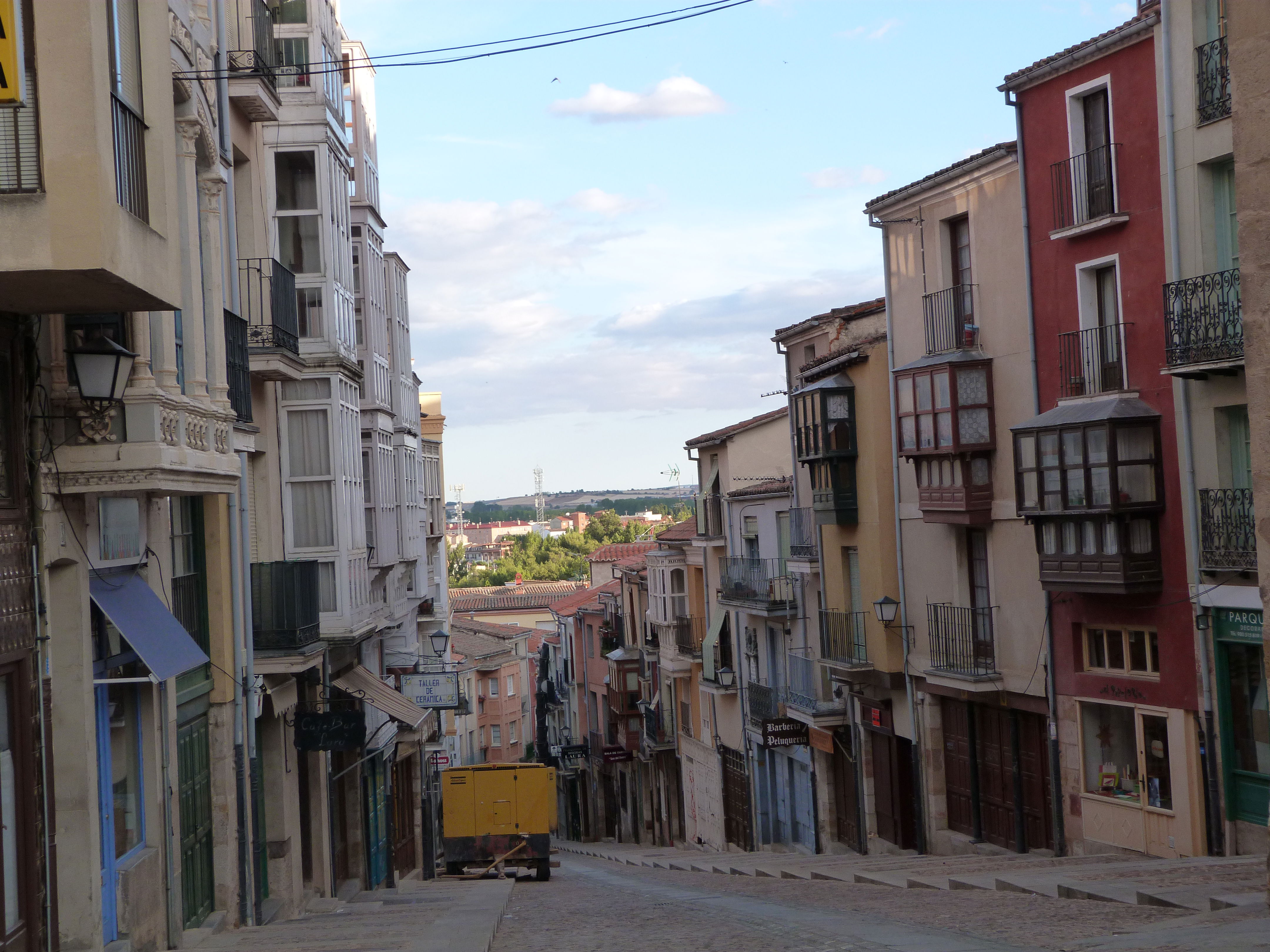 Calles en Castilla y León que cuentan historias fascinantes y únicas