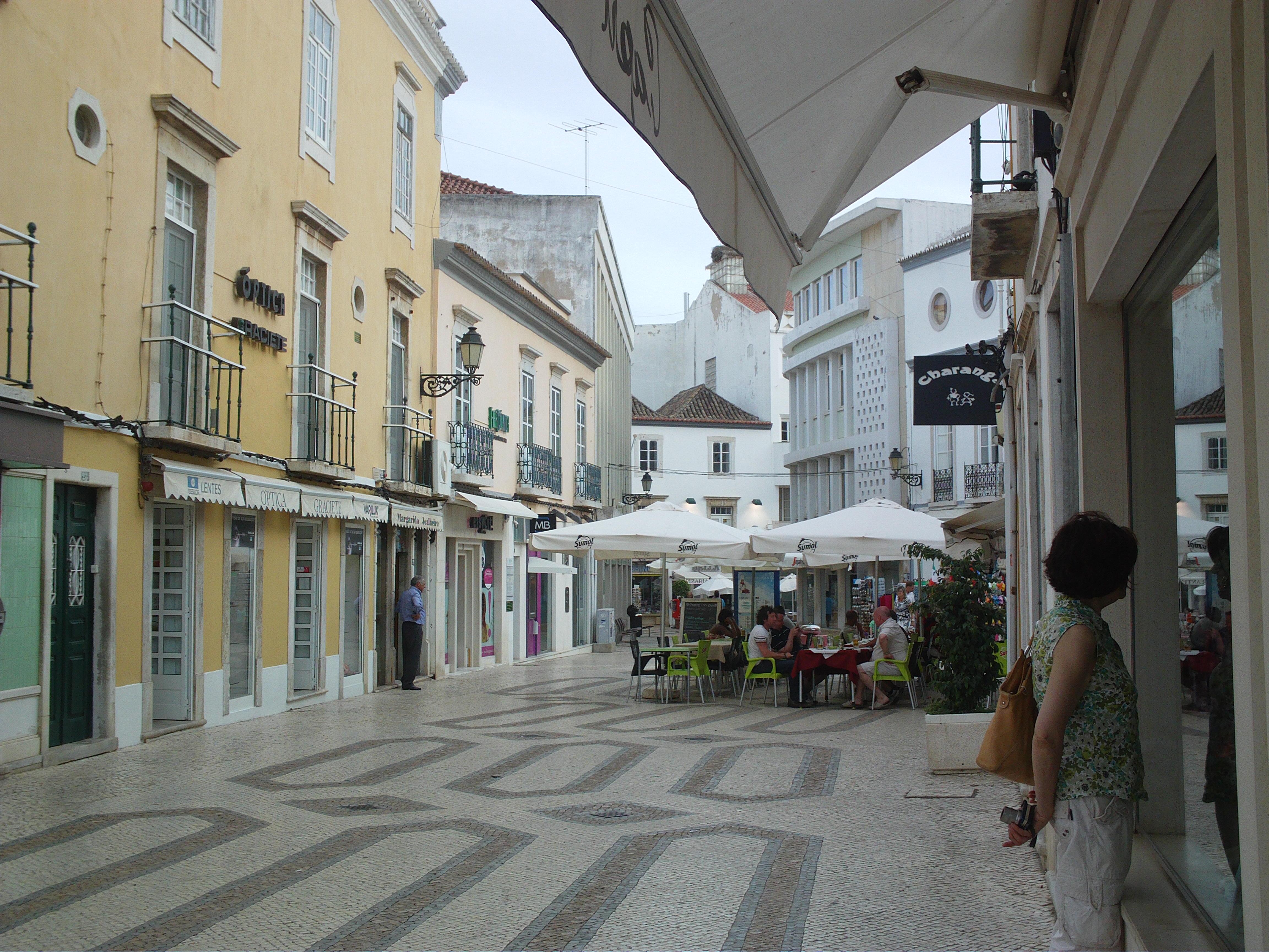 Zonas de compras en Portugal: descubre los mejores destinos para un shopping único