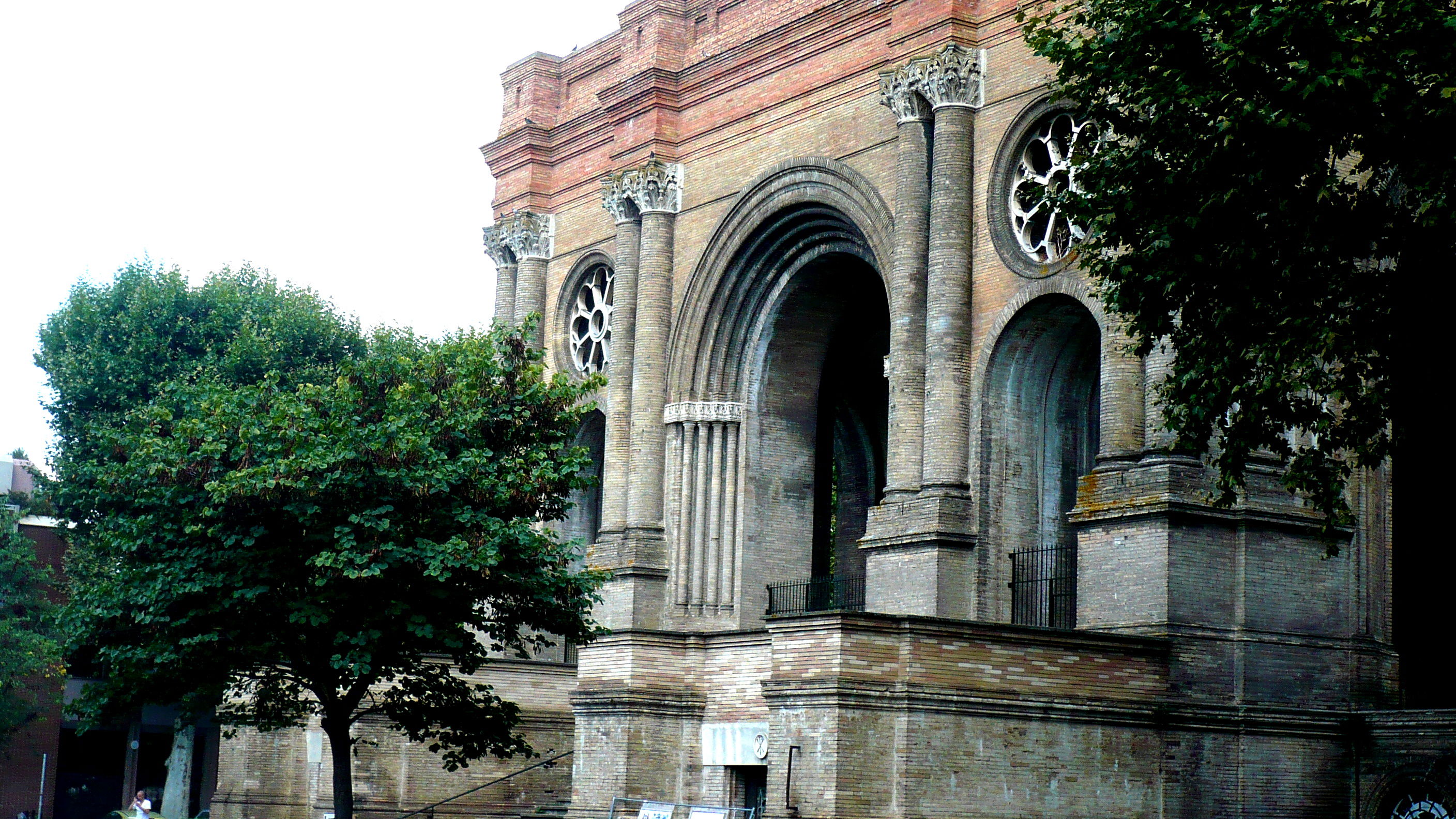 Iglesia Saint Aubin, por sprat decaste