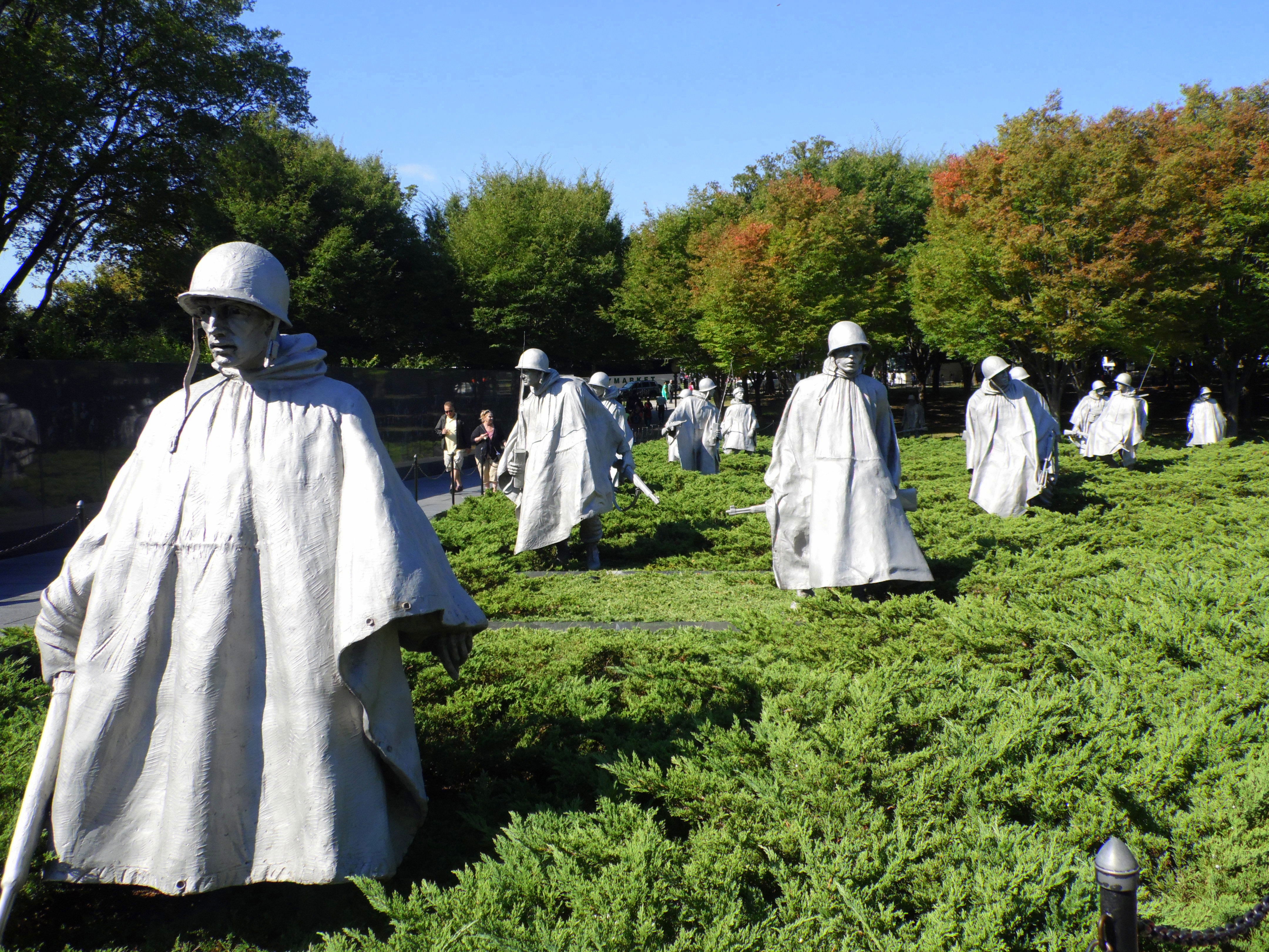 Visitando o Memorial dos Veteranos da Guerra da Coréia em DC