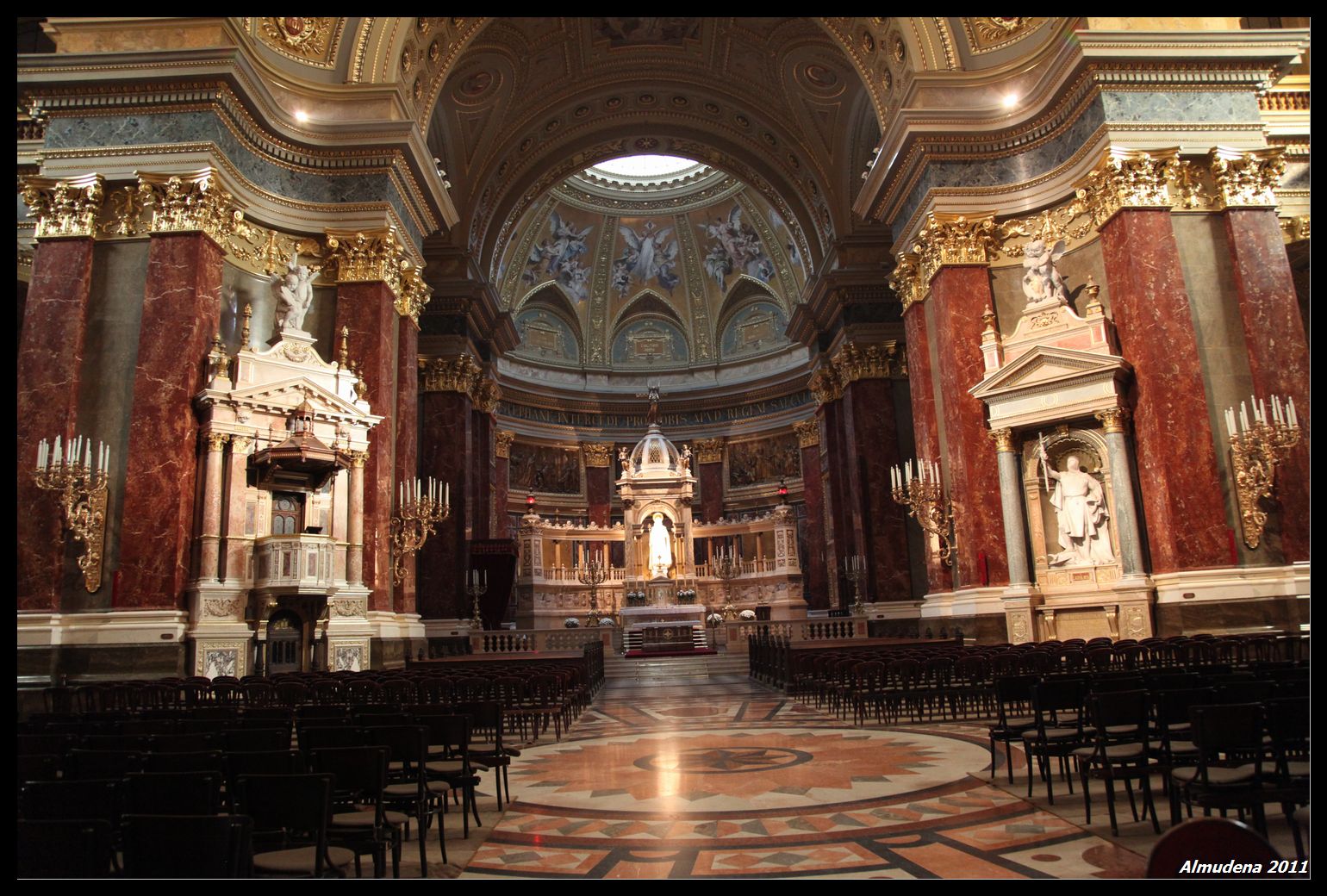 Basílica de San Esteban, por Almudena