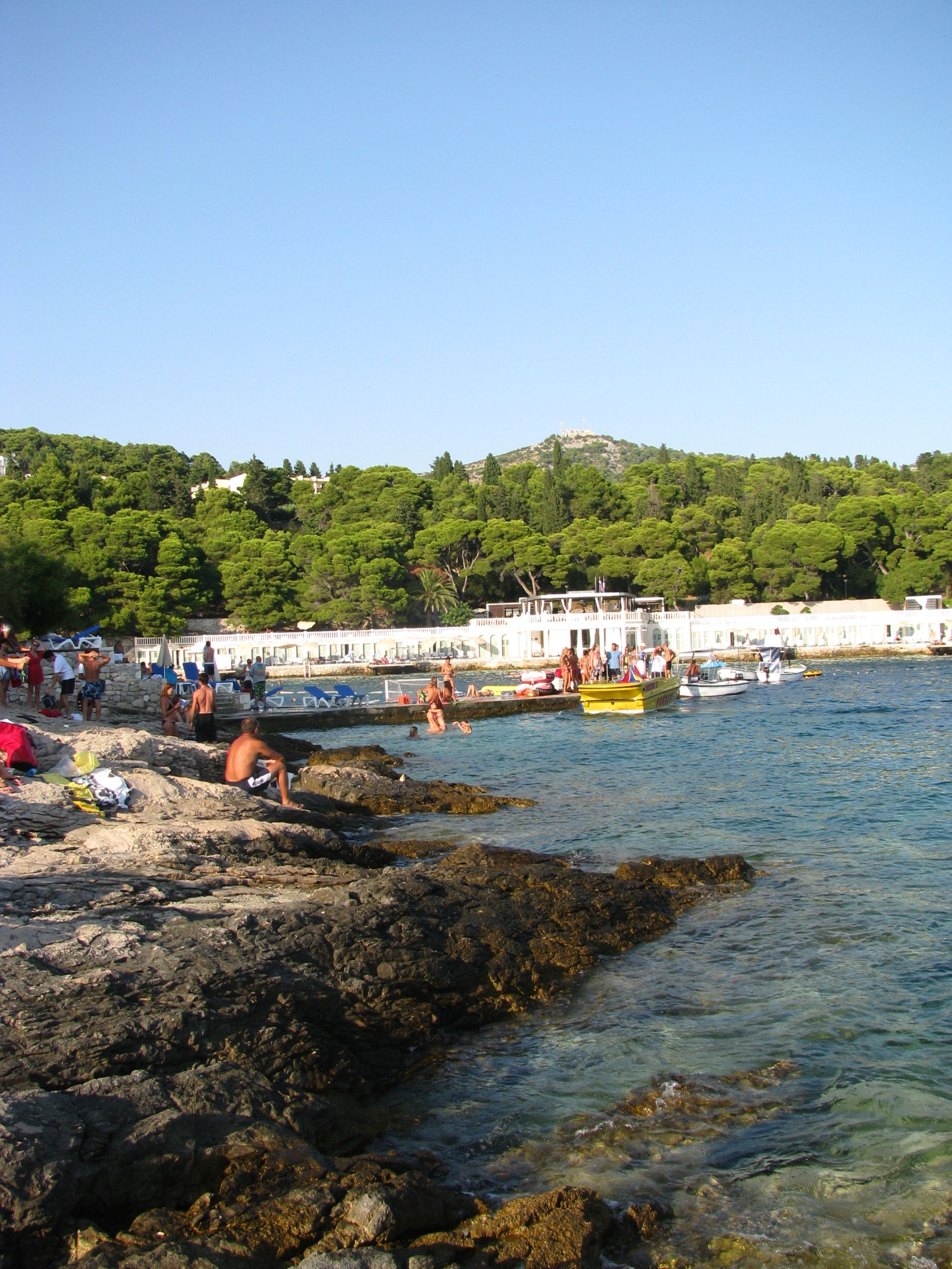 Bahía de Amfora, por Lonifasiko