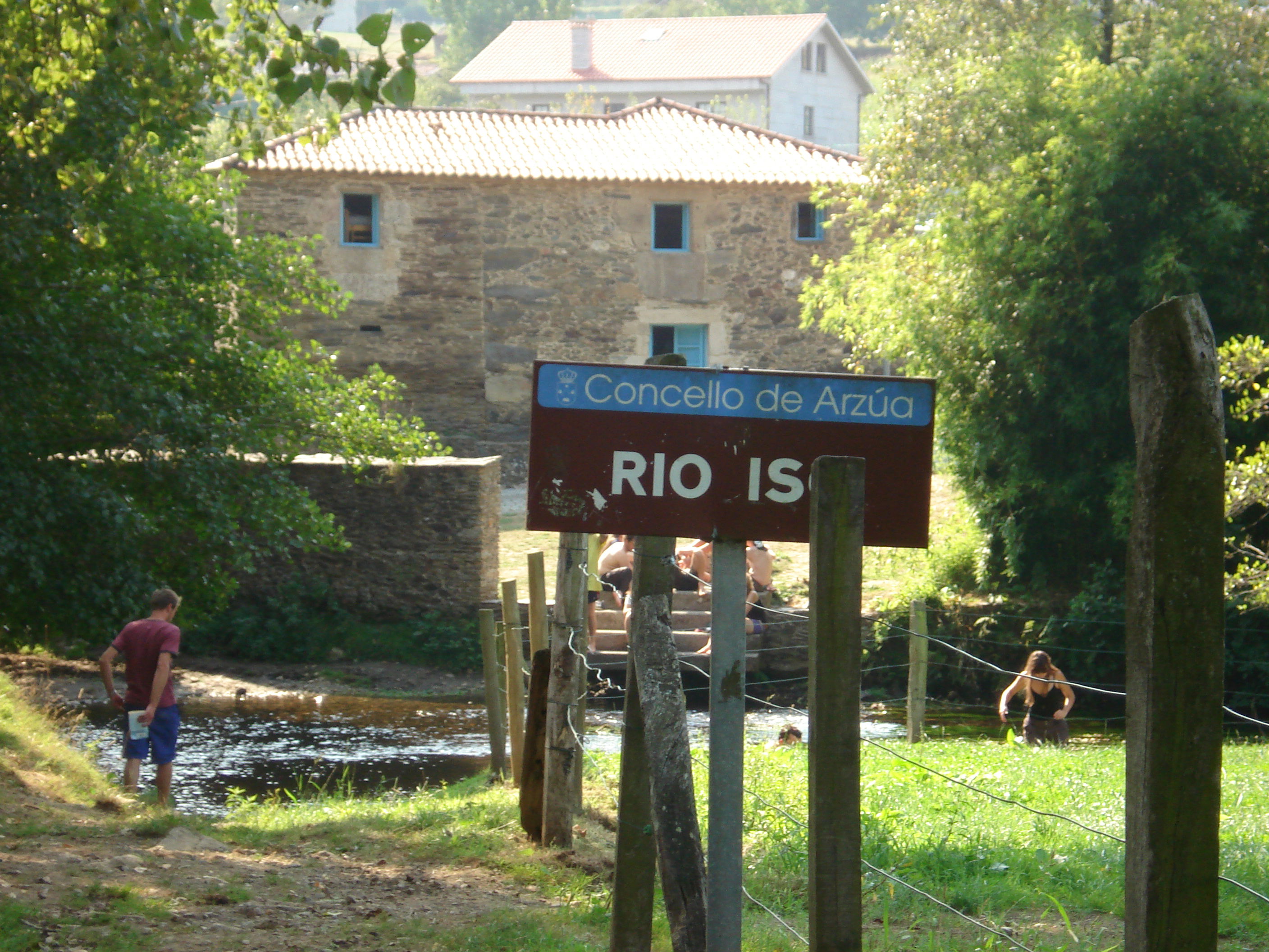 Albergue de Ribadiso de Baixo, por Marilo Marb