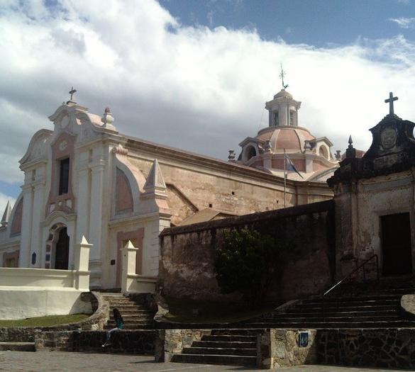 Iglesias de Alta Gracia - iglesias y basílicas históricas | minube