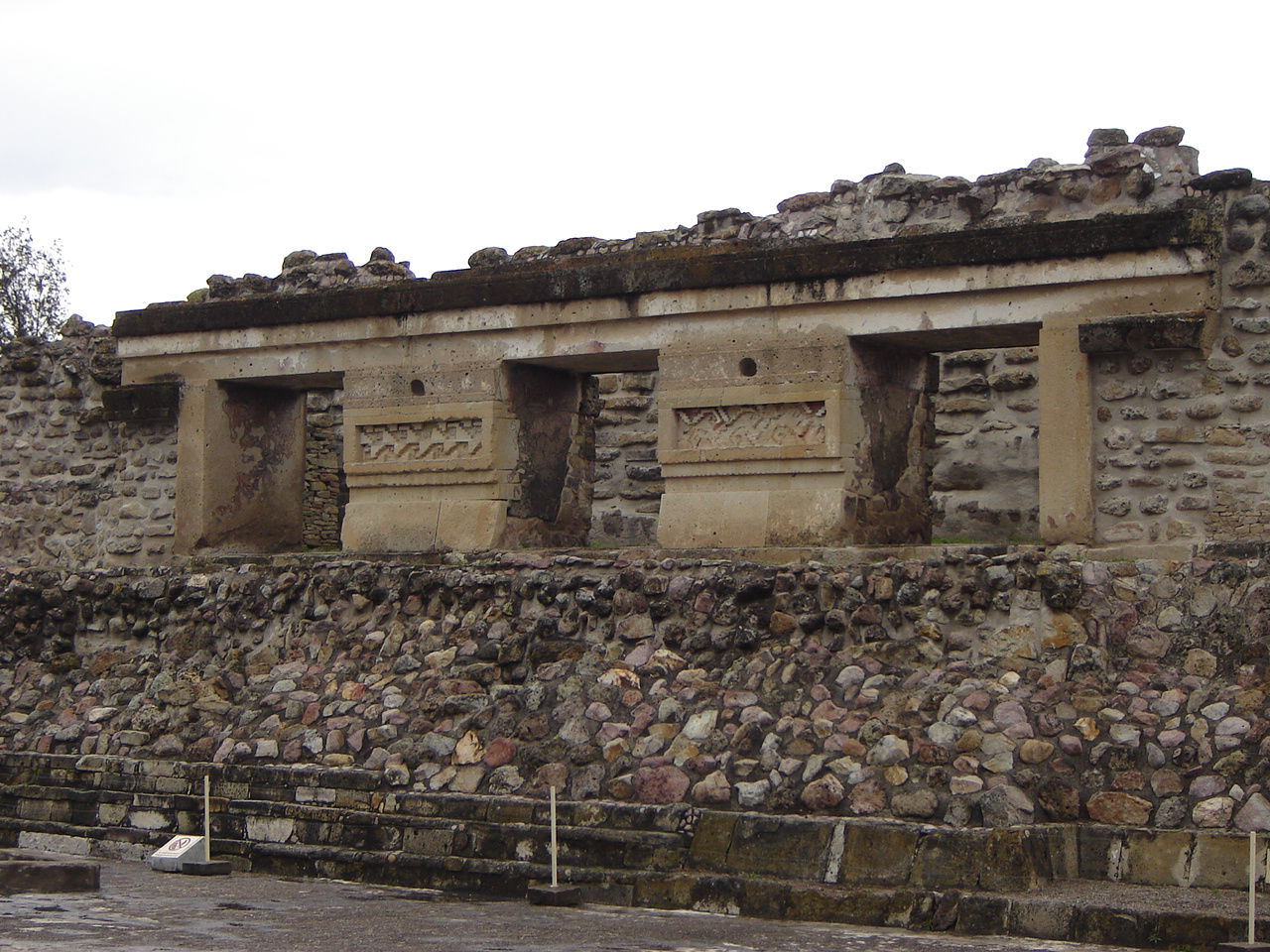 Palacio Mitla, por Javier Carrera