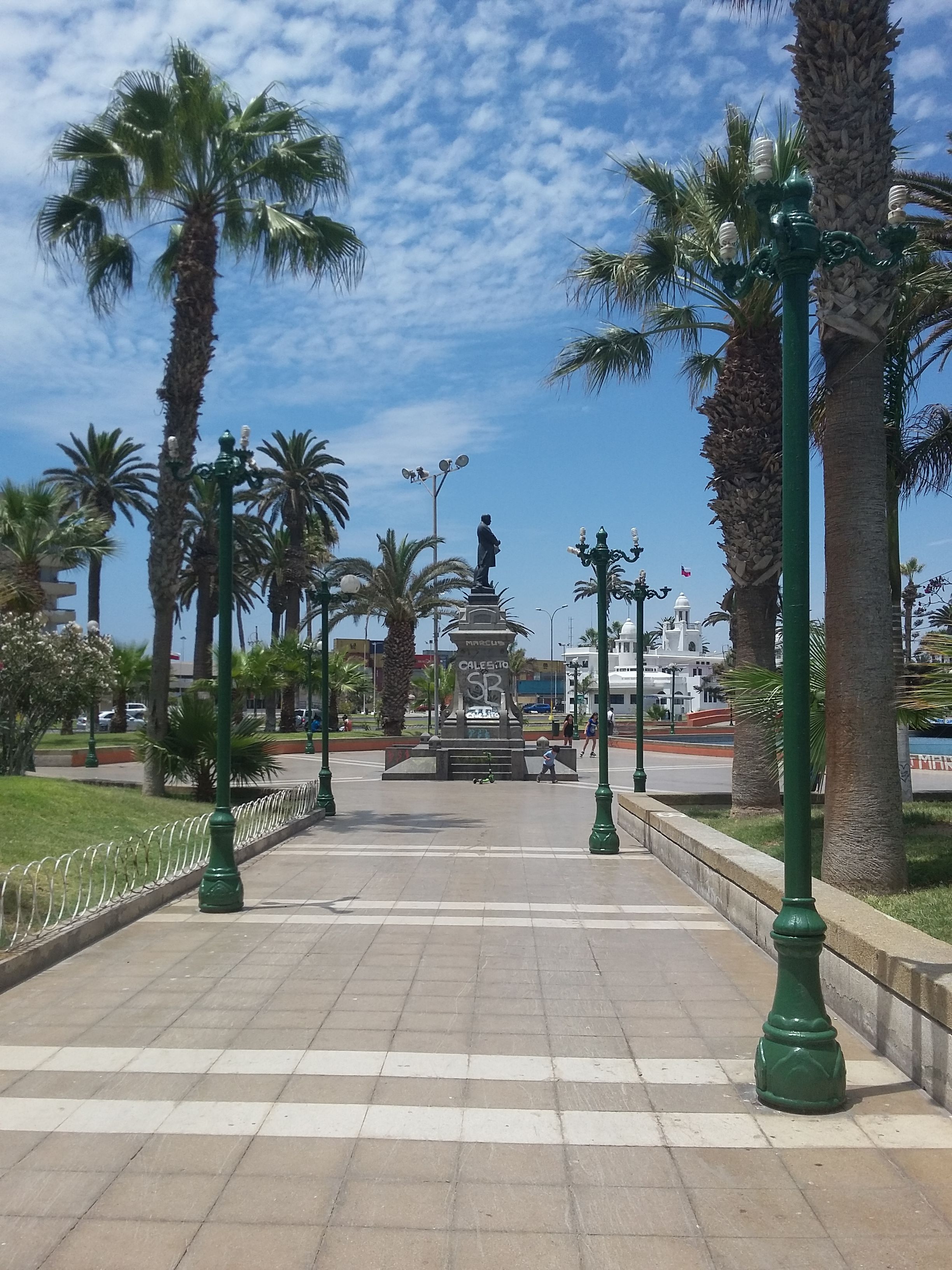 Plaza De Armas, por César - Mochilero