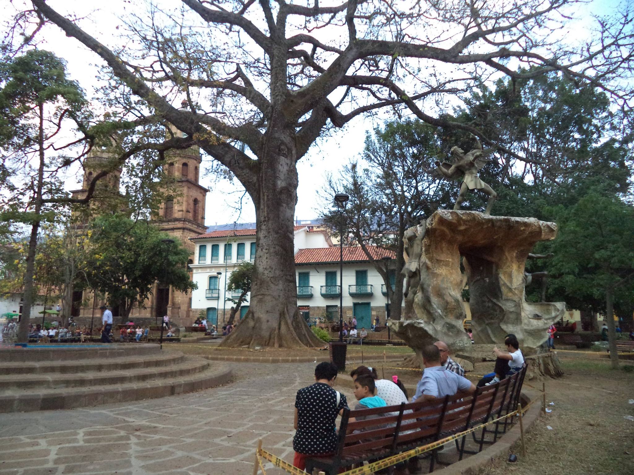 Parque Principal, por César - Mochilero