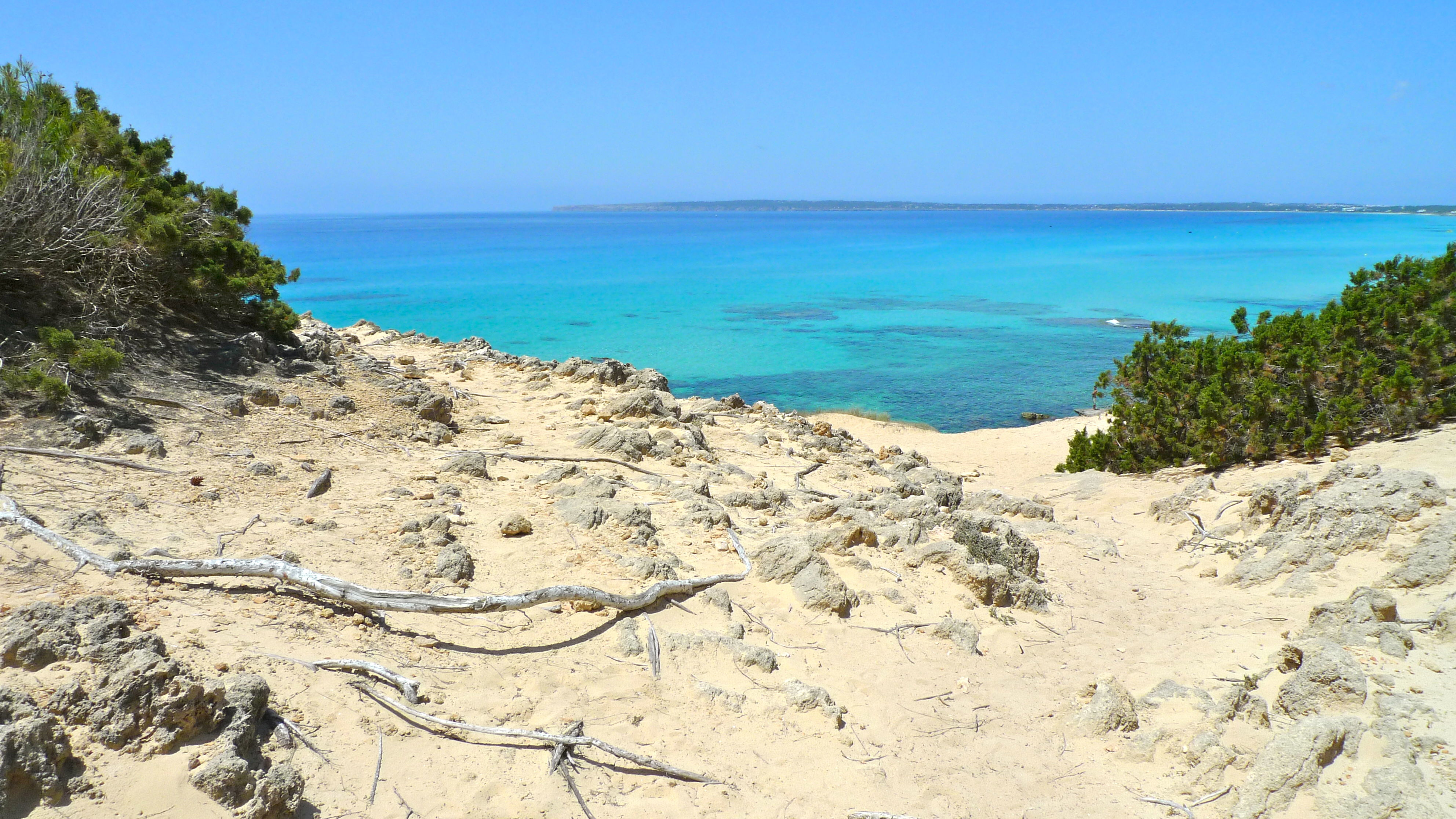 Playa de Mitjorn, por Marita A