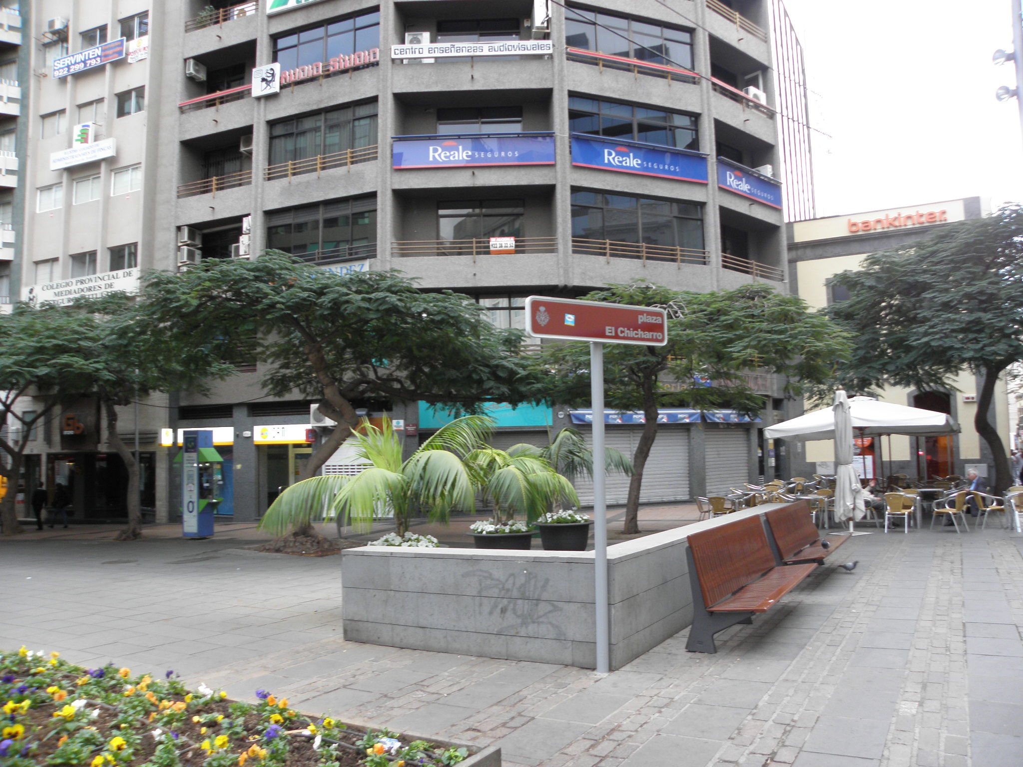 Plaza de El Chicharro, por Diogenesp