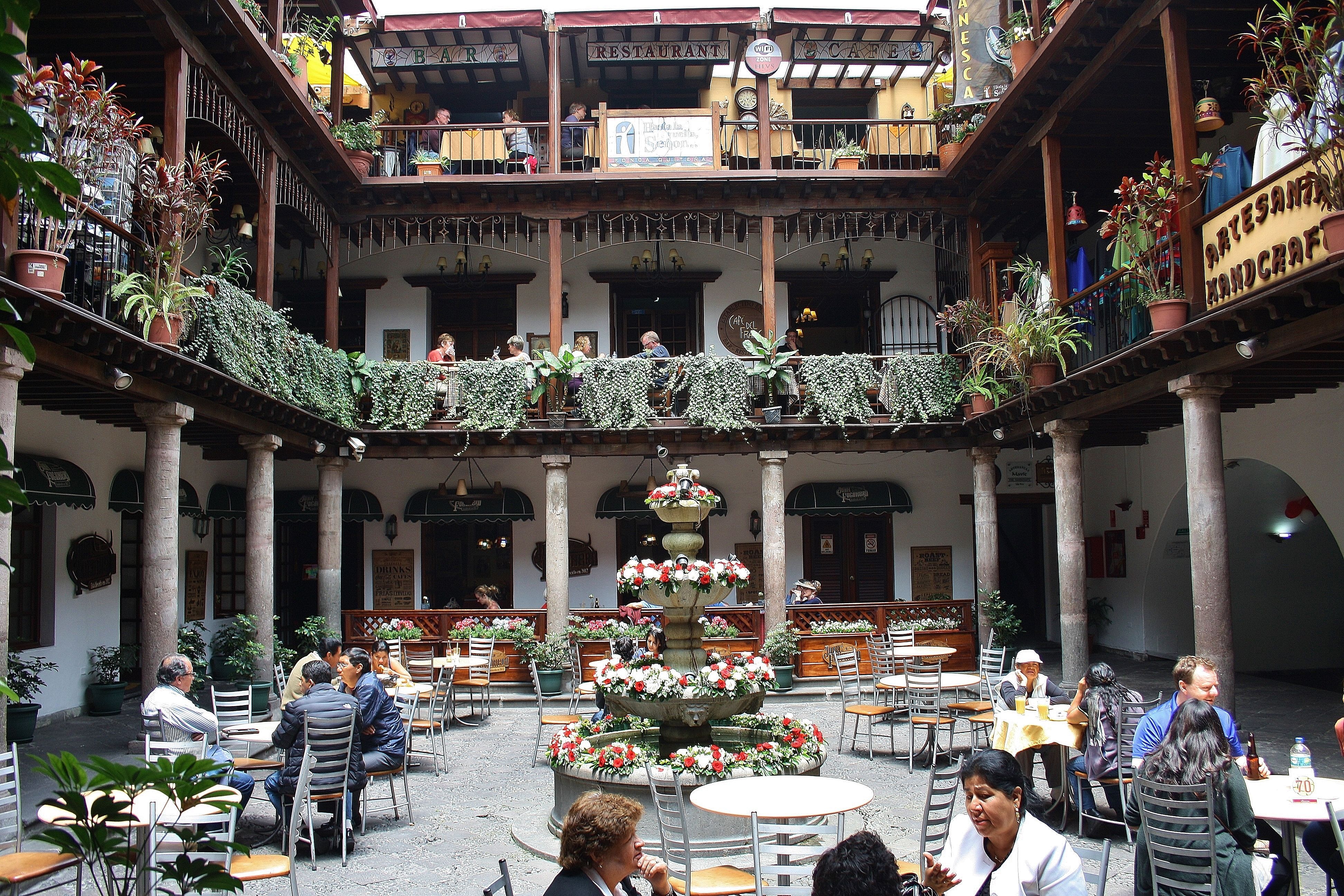 Centros comerciales en Quito que conquistan tus sentidos y tu bolsillo