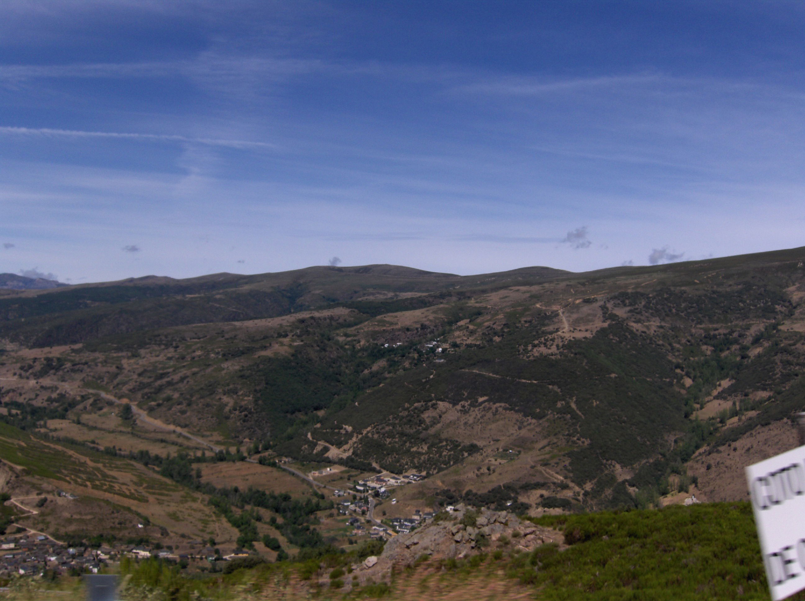 Sierra de La Cabrera, por Yoli ChamBa