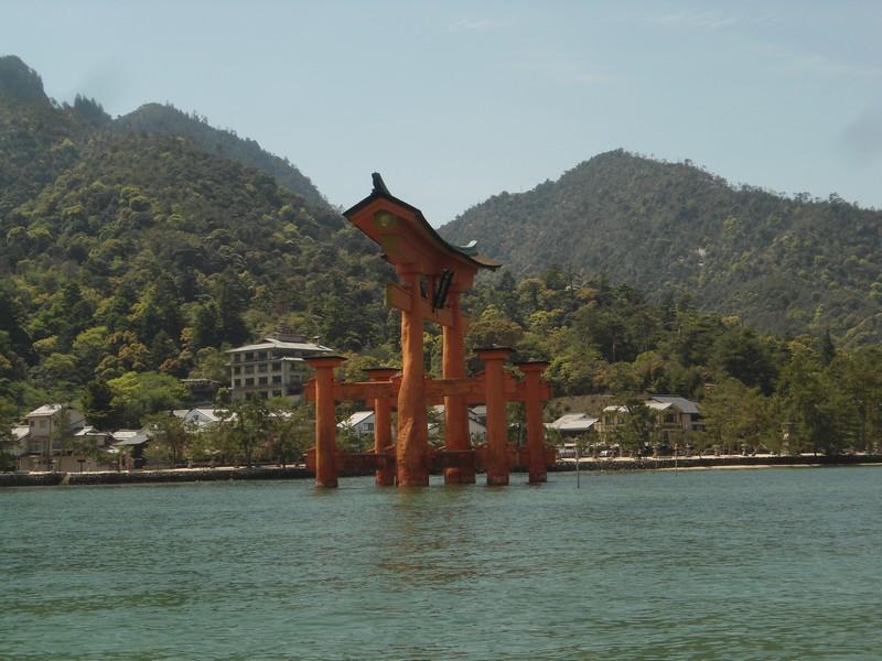 Portail O-Torii, por Marie & Matt