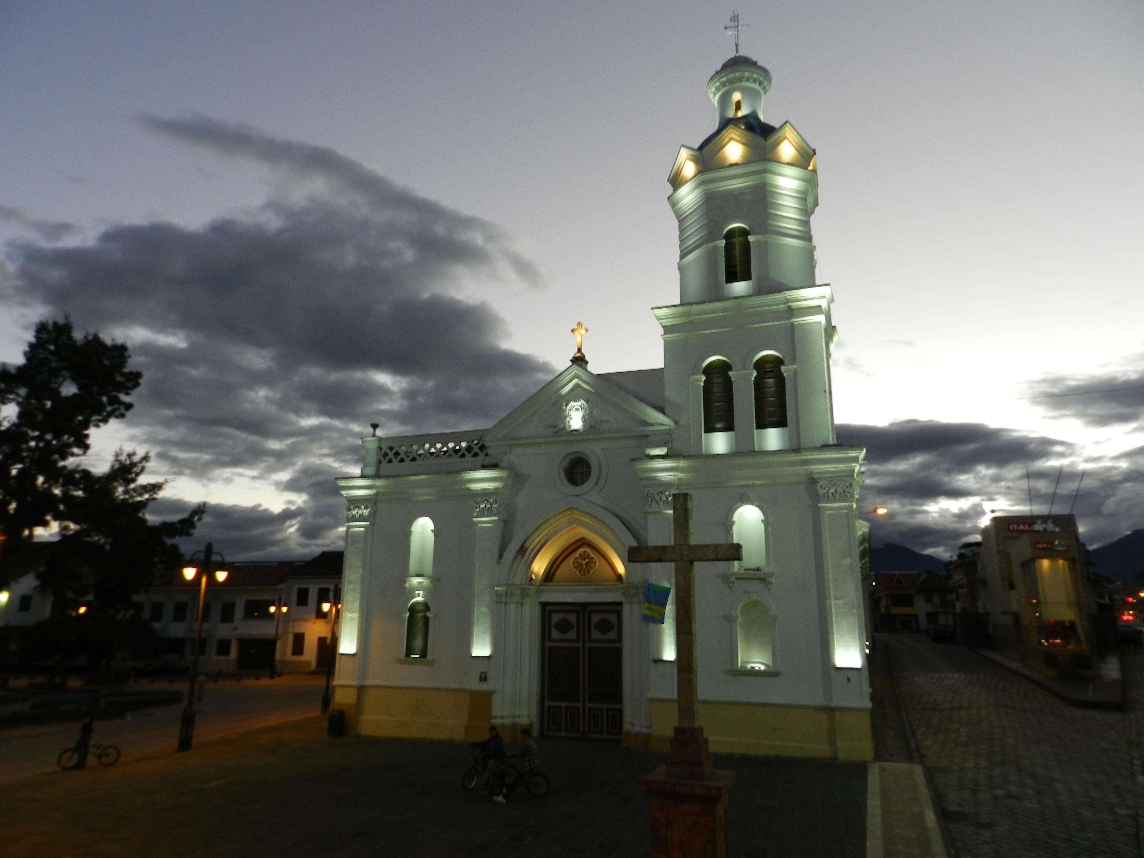 Catedral de la Inmaculada Concepción, por Bolivar Peña Alcivar