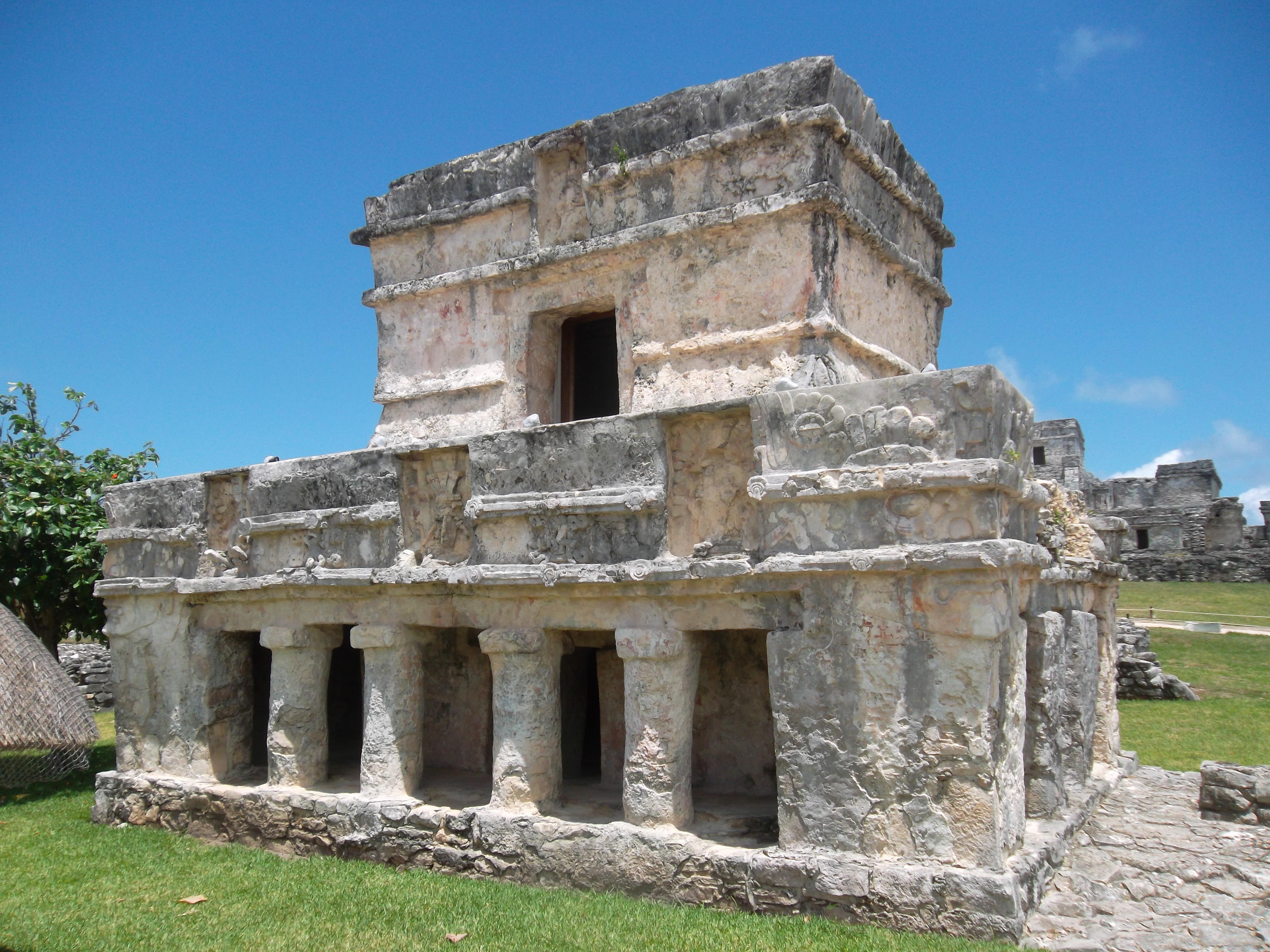 Monumentos históricos en Tulum: un viaje a los tesoros del pasado