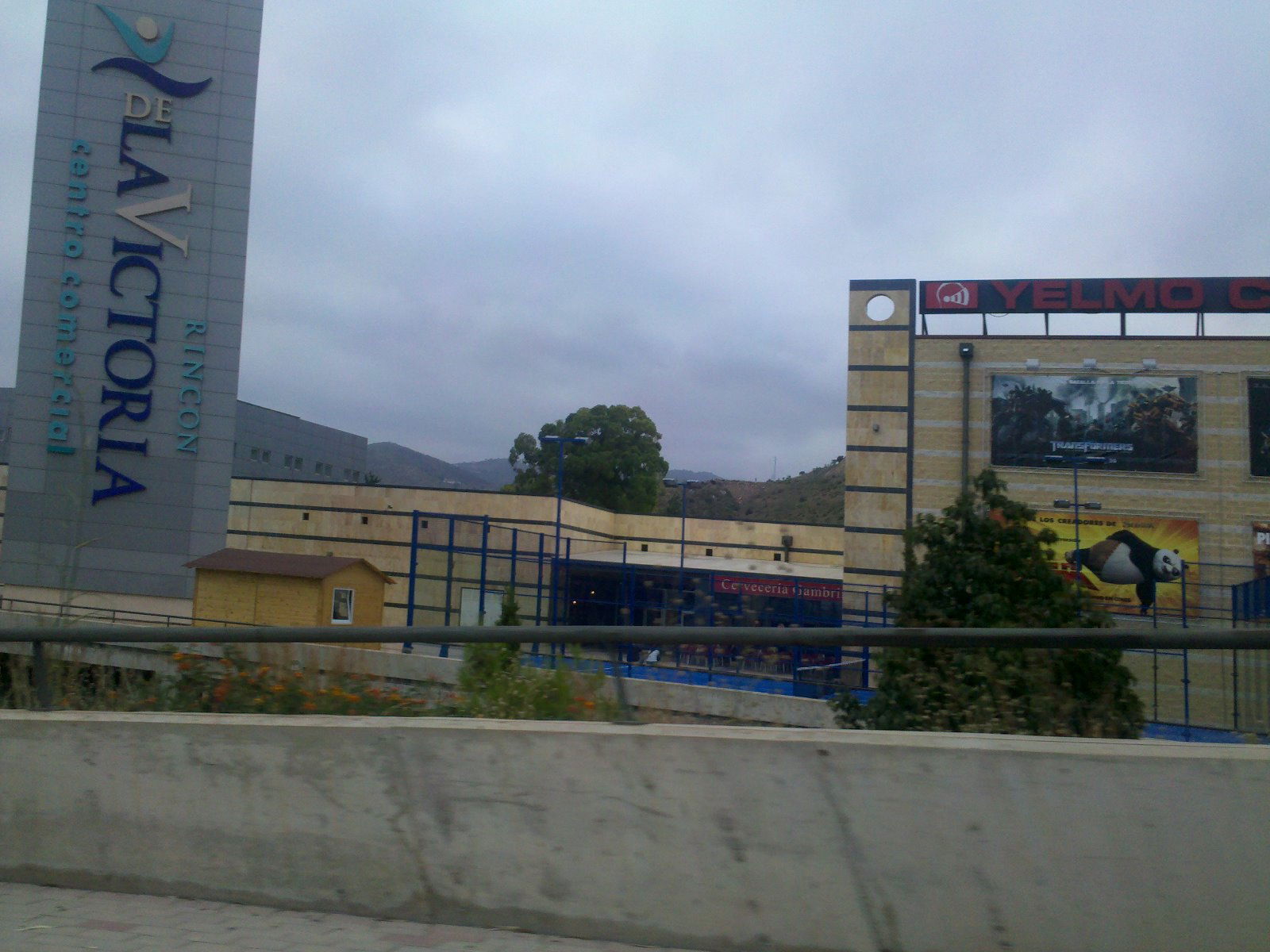 Centro Comercial Rincón de la Victoria, por Jesús Cruz Sanchez